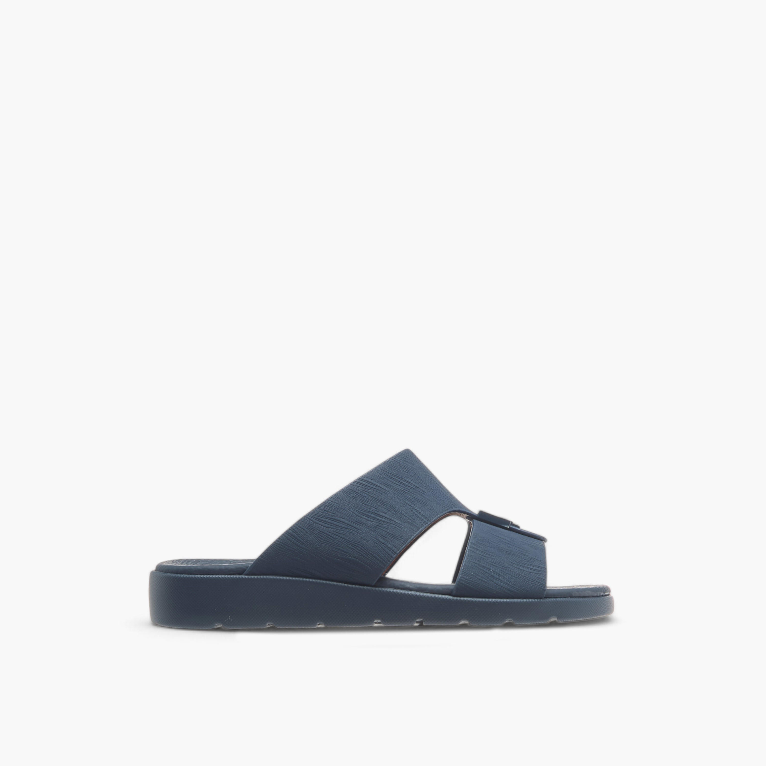 صندل عربي سهل الارتداء بزينة معدنية إل بي إل من شو إكسبريس-boys-shoes-sandals-image-2