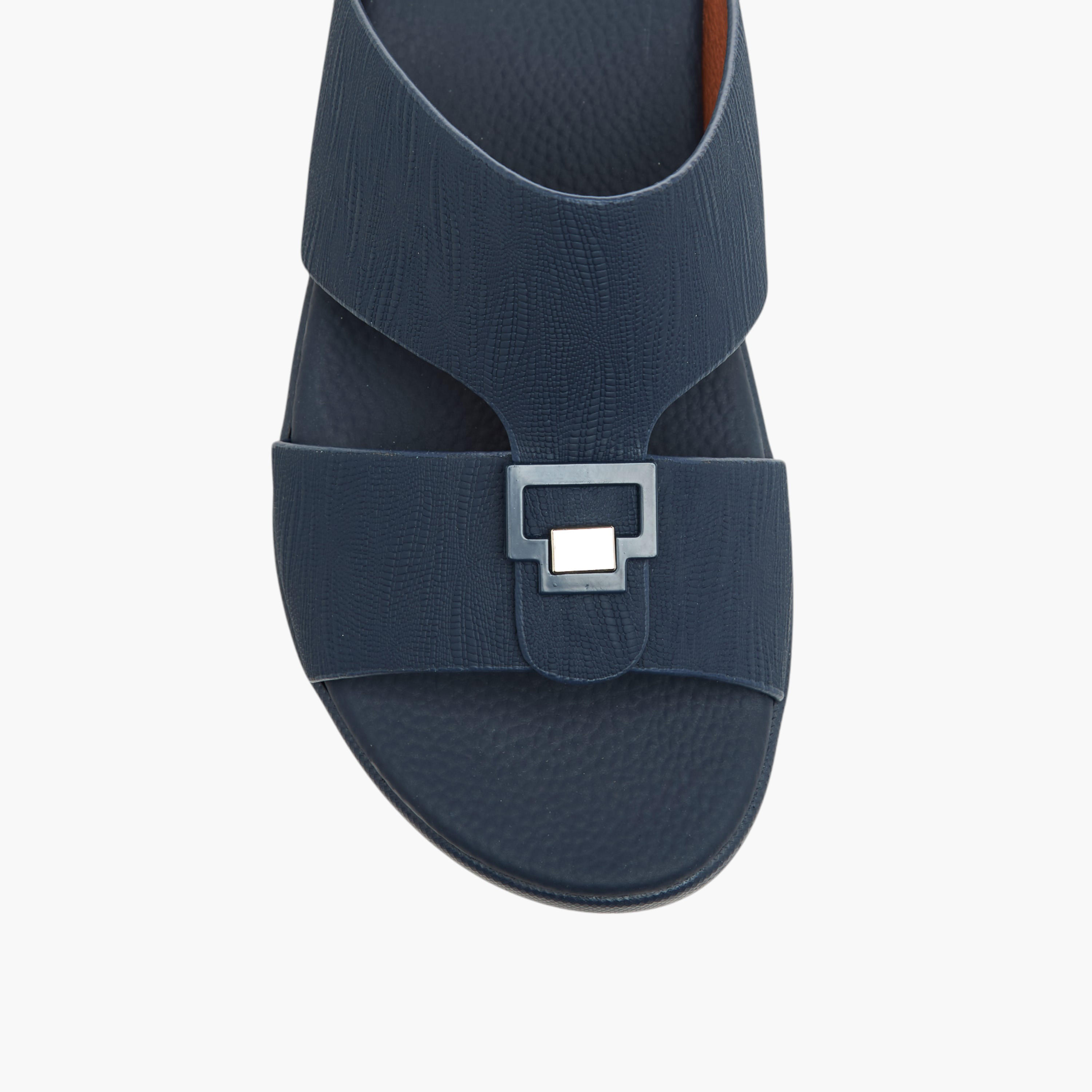 صندل عربي سهل الارتداء بزينة معدنية إل بي إل من شو إكسبريس-boys-shoes-sandals-image-3