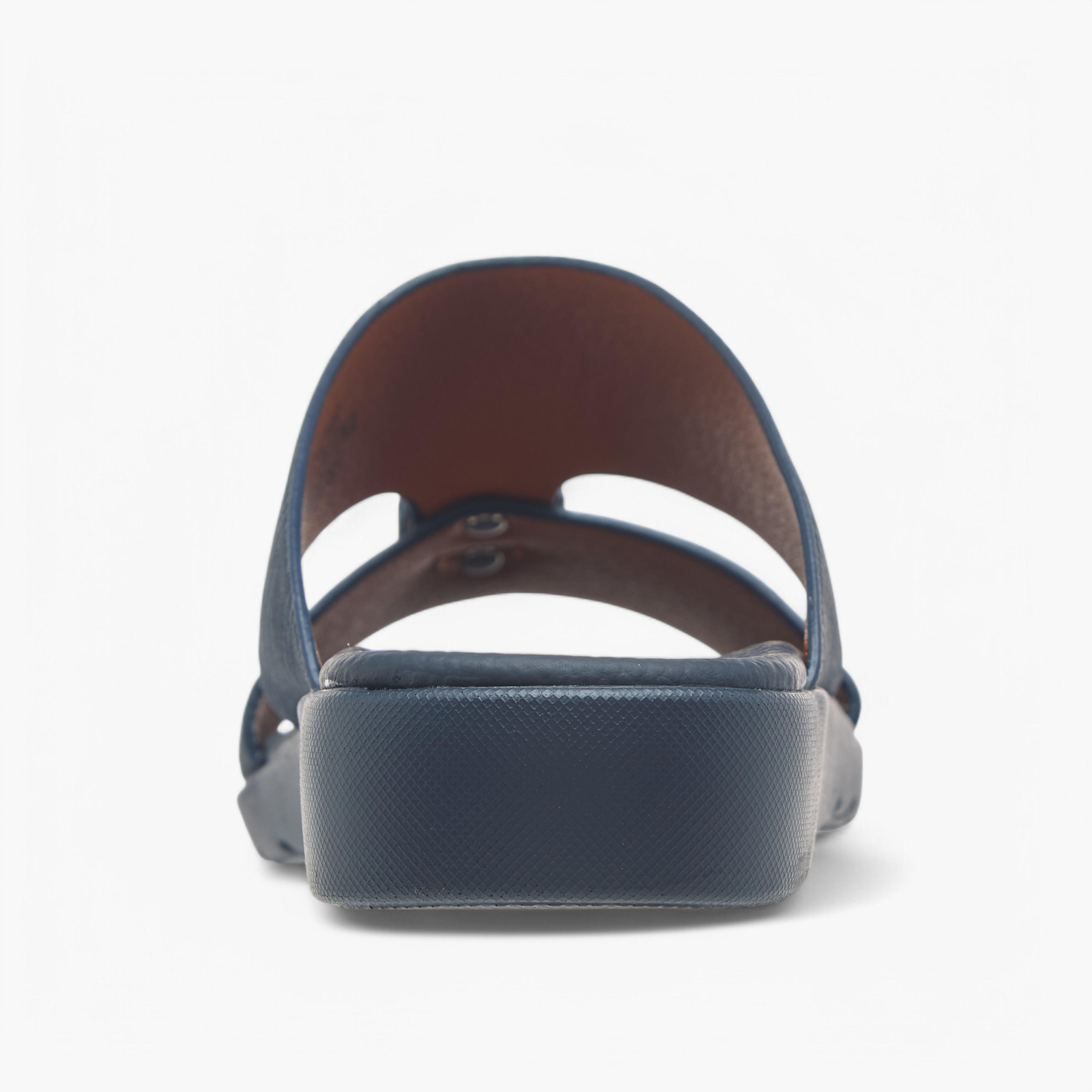 صندل عربي سهل الارتداء بزينة معدنية إل بي إل من شو إكسبريس-boys-shoes-sandals-image-4