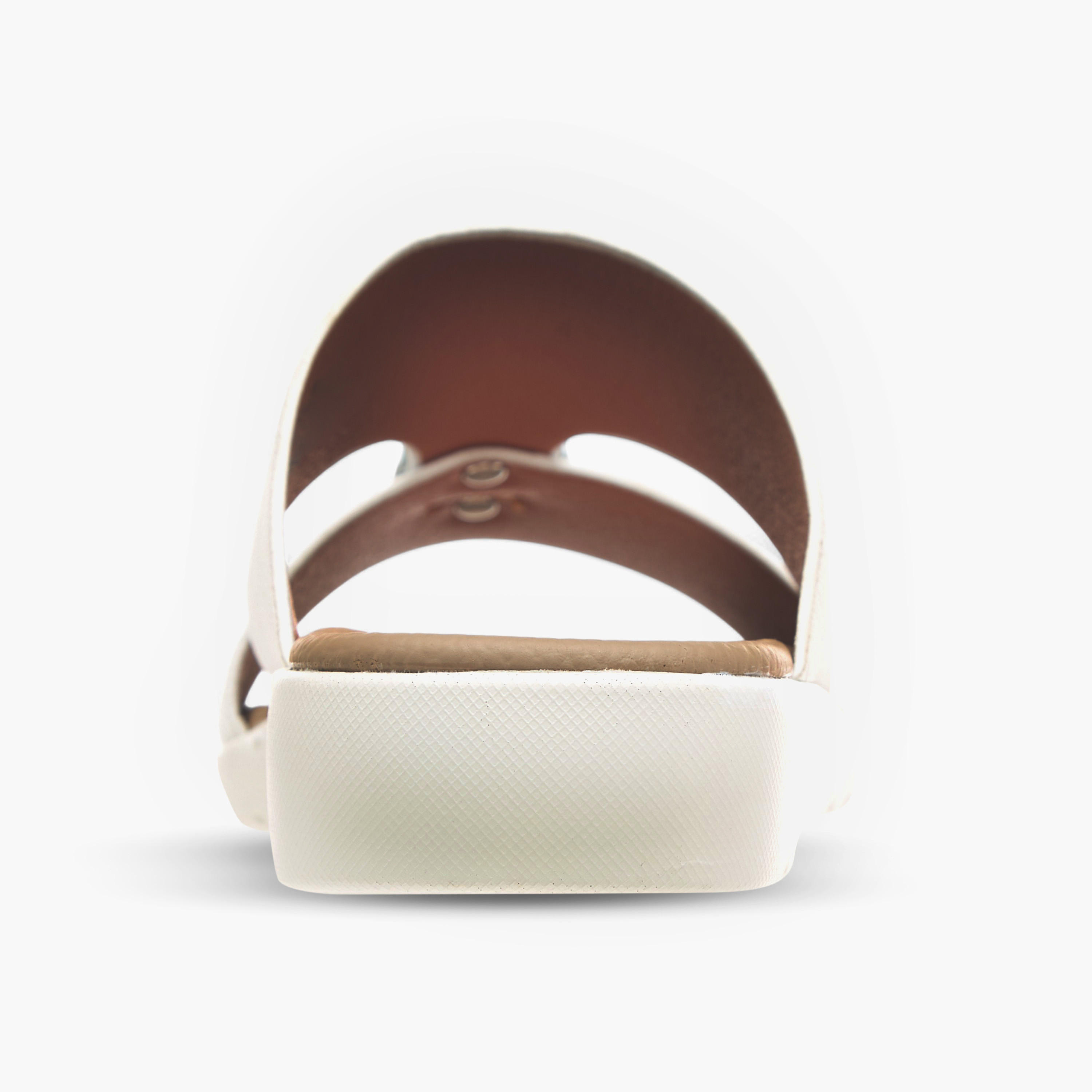صندل عربي سهل الارتداء بزينة معدنية إل بي إل من شو إكسبريس-boys-shoes-sandals-image-8