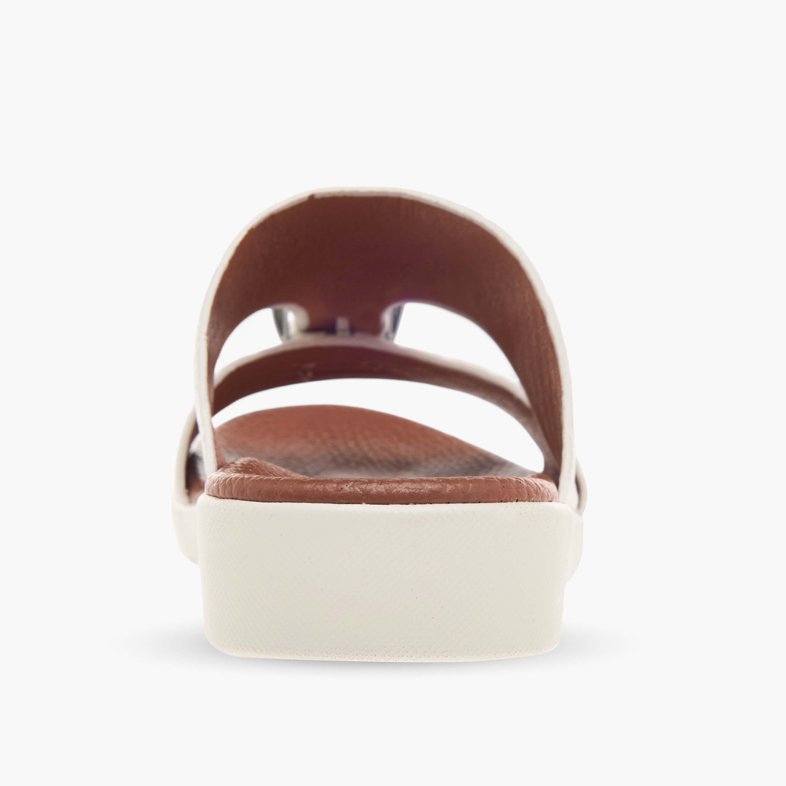 صندل عربي سهل الارتداء بزينة إبزيم إل بي إل من شو إكسبريس-boys-shoes-sandals-image-12