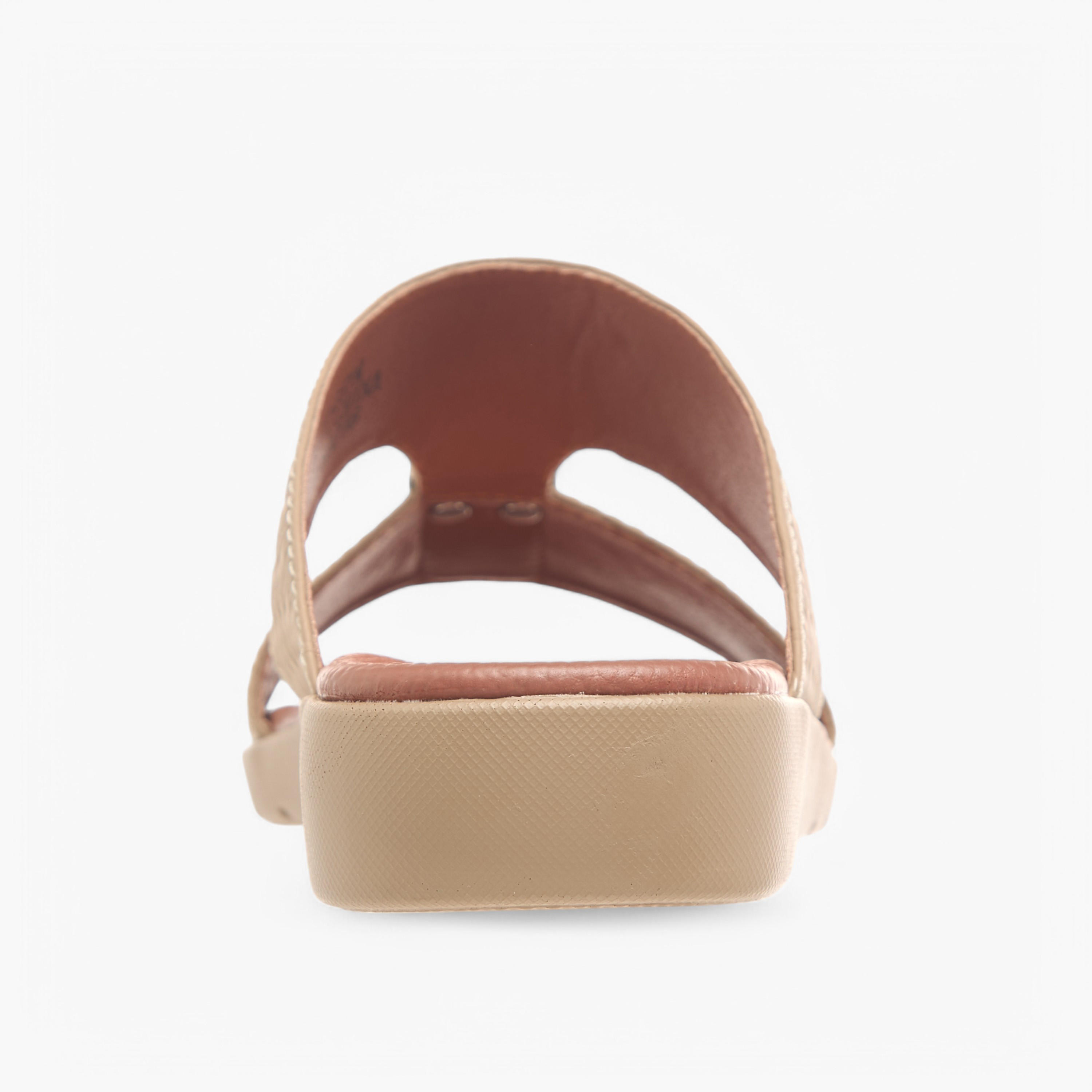 صندل عربي سهل الارتداء بزينة معدنية إل بي إل من شو إكسبريس-boys-shoes-sandals-image-4