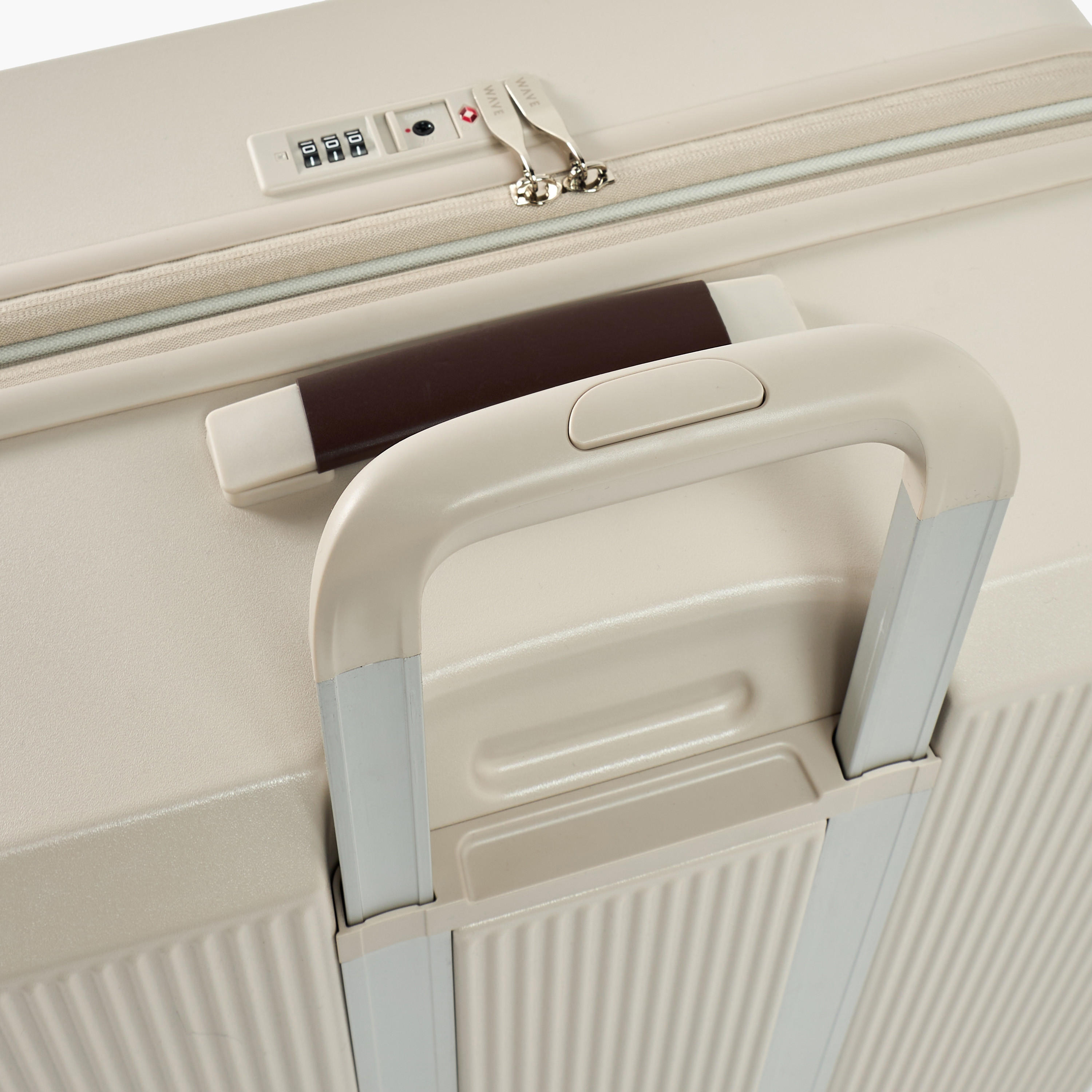 WAVE Textured Hardcase Trolley Bag with Retractable Handle - Set of 3-travel-luggagesandbags-luggage-image-9