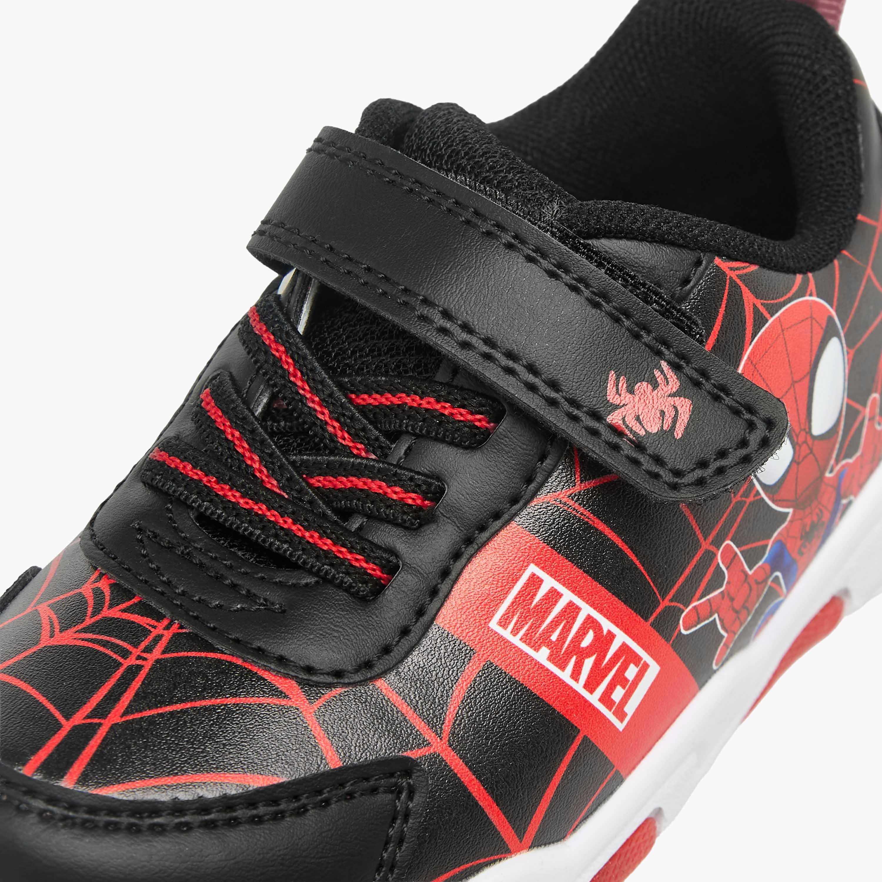 حذاء سنيكرز بشريط إغلاق لاصق وطبعات سبايدر مان للأولاد من مارفل-boys-shoes-sneakers-image-4