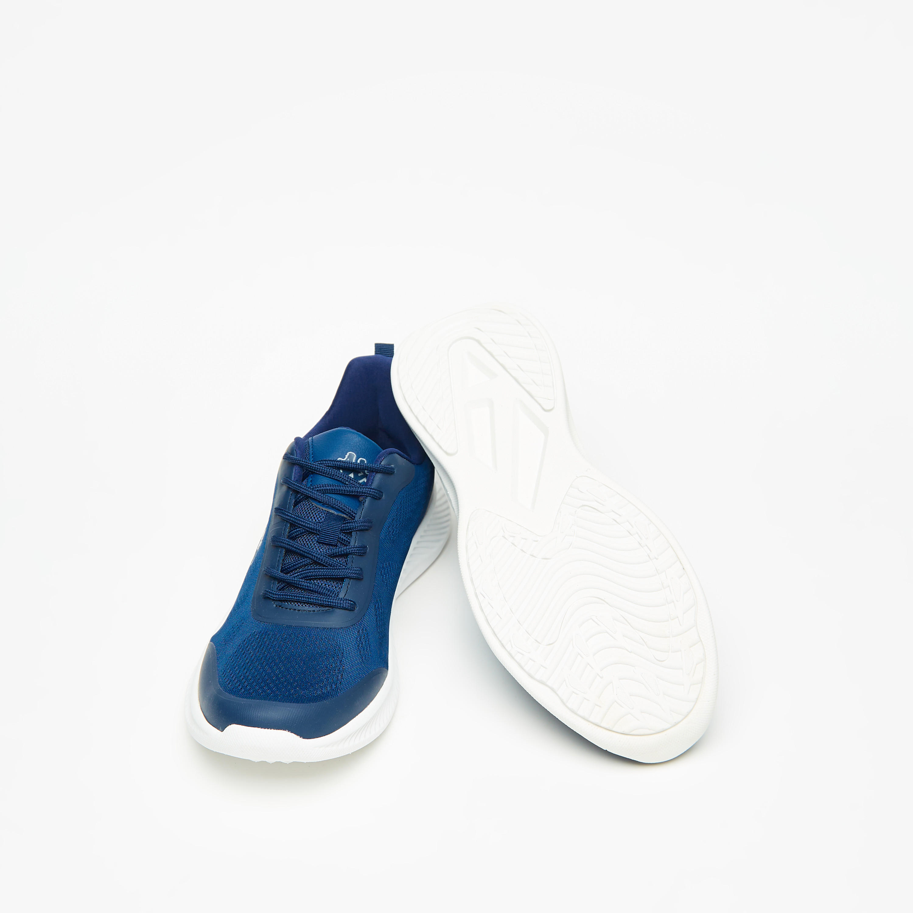 حذاء رياضي بارز الملمس برباط إغلاق للرجال من كابا-sports-men-shoes-image-14