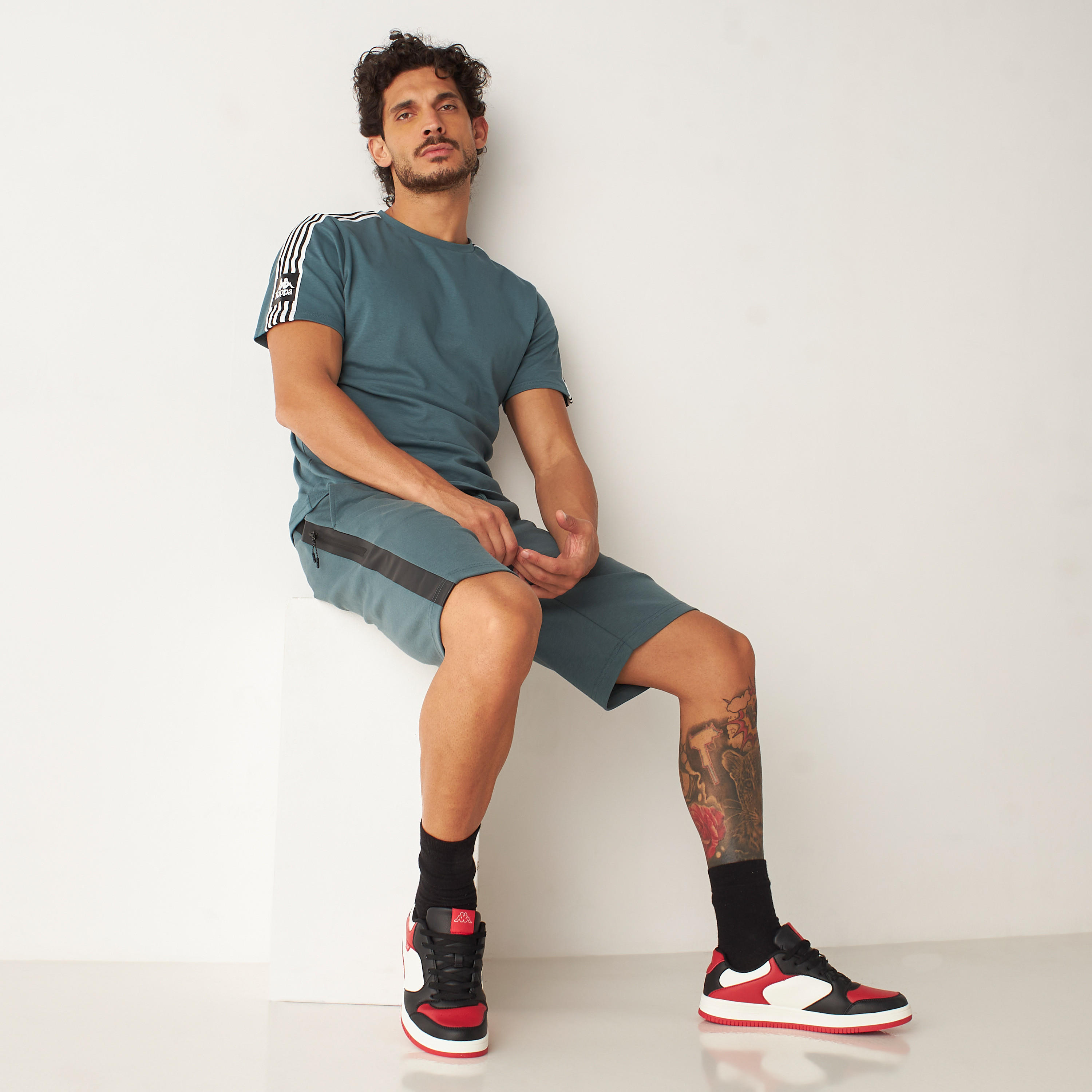 حذاء سنيكرز بقوالب ملونة ورباط إغلاق للرجال من كابا-men-shoes-sneakers-image-5