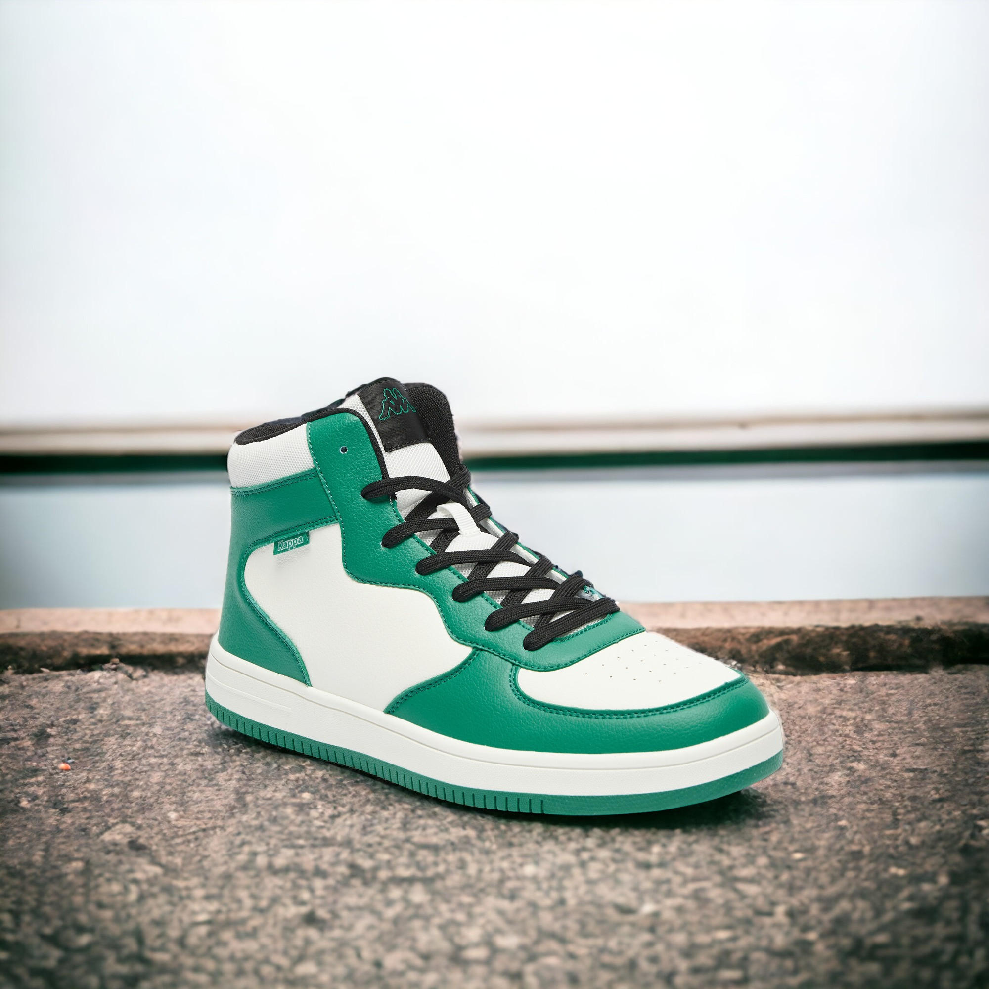 حذاء سنيكرز بقصة مرتفعة وبرباط إغلاق للرجال من كابا-men-shoes-sneakers-image-1