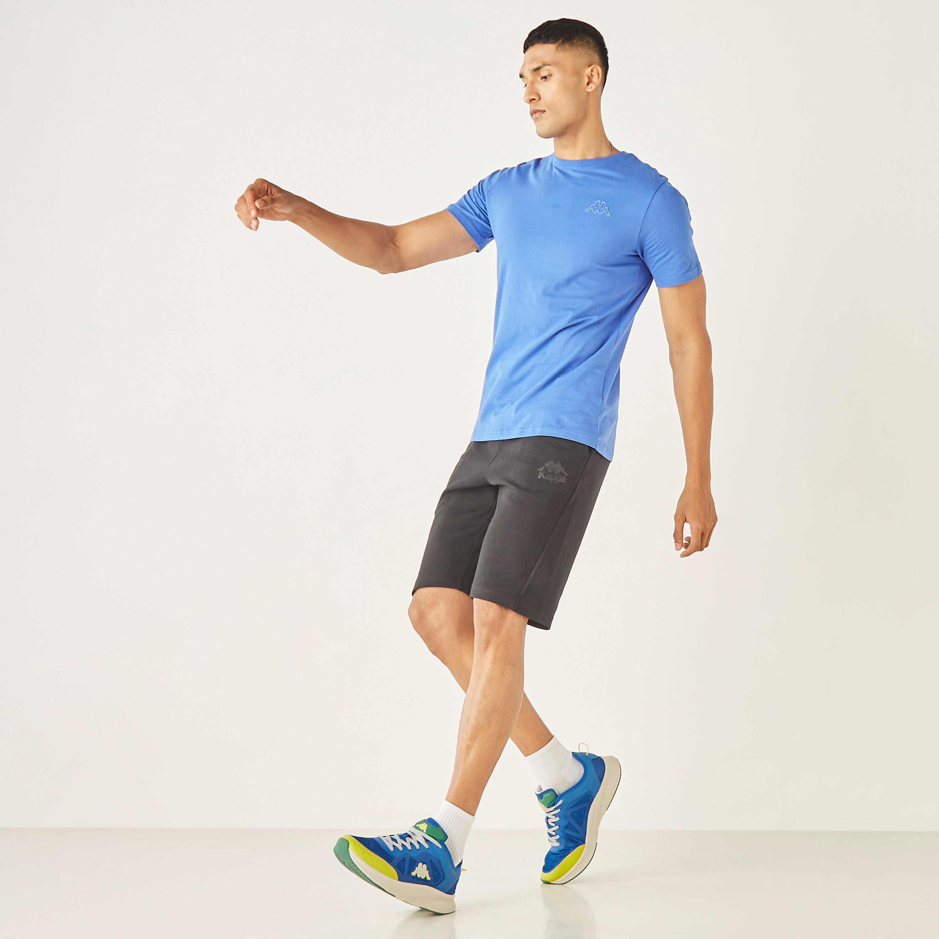 حذاء مشي بقوالب ملونة ورباط إغلاق للرجال من كابا-sports-men-shoes-image-7