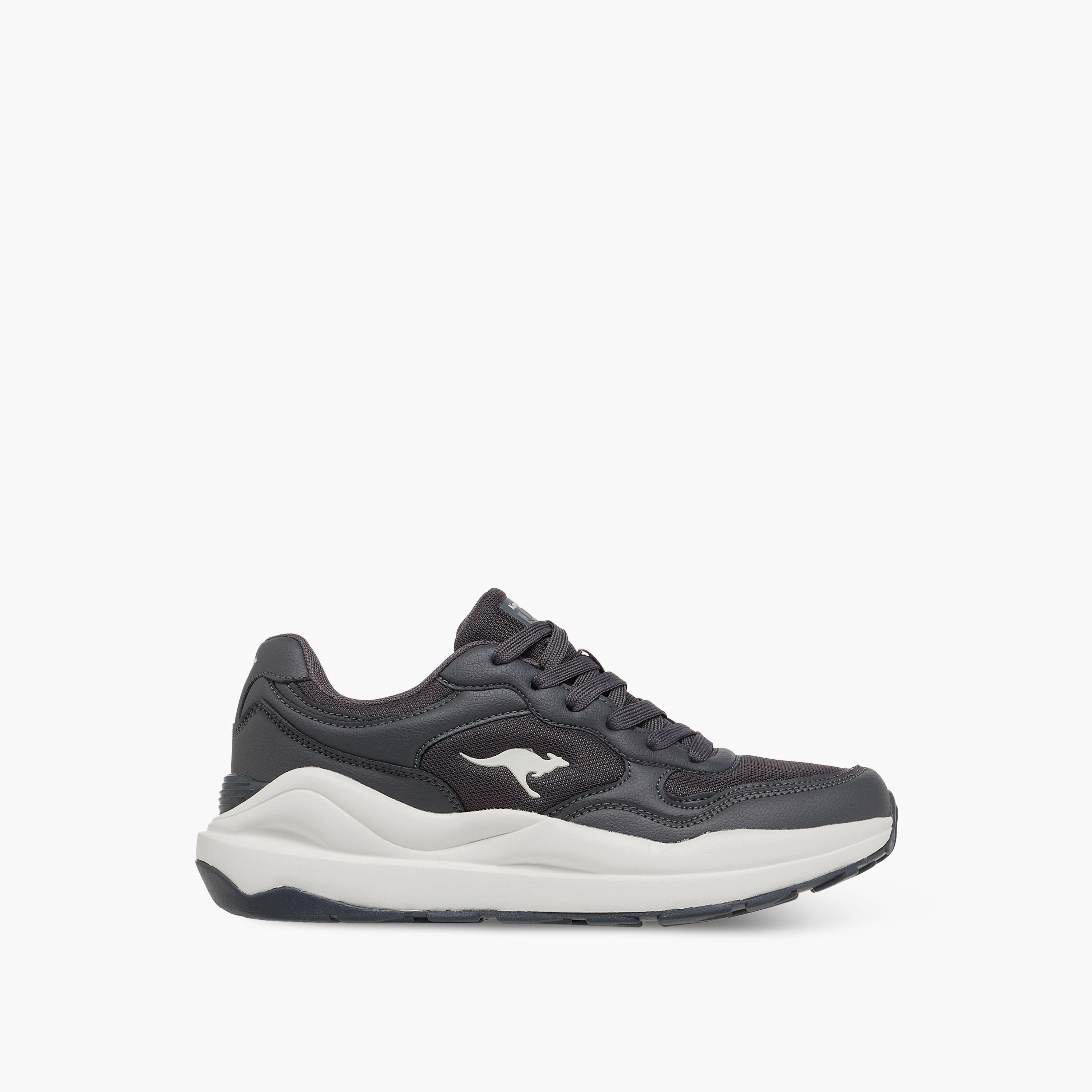حذاء رياضي بألواح ورباط إغلاق للنساء من كانجاروز-women-shoes-sports-image-4