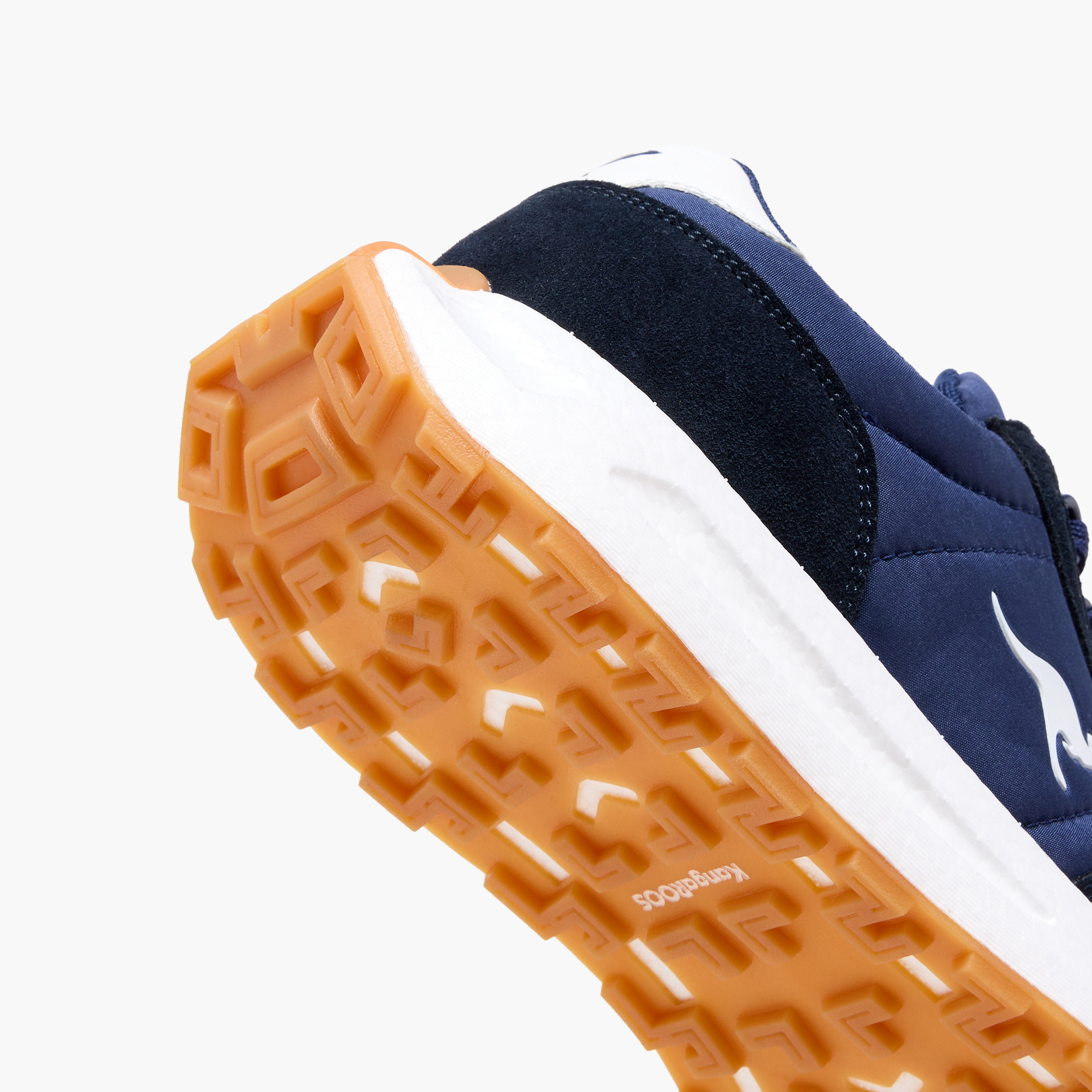 حذاء رياضي بألواح وأربطة إغلاق للرجال من كانجاروس-sports-men-shoes-image-5