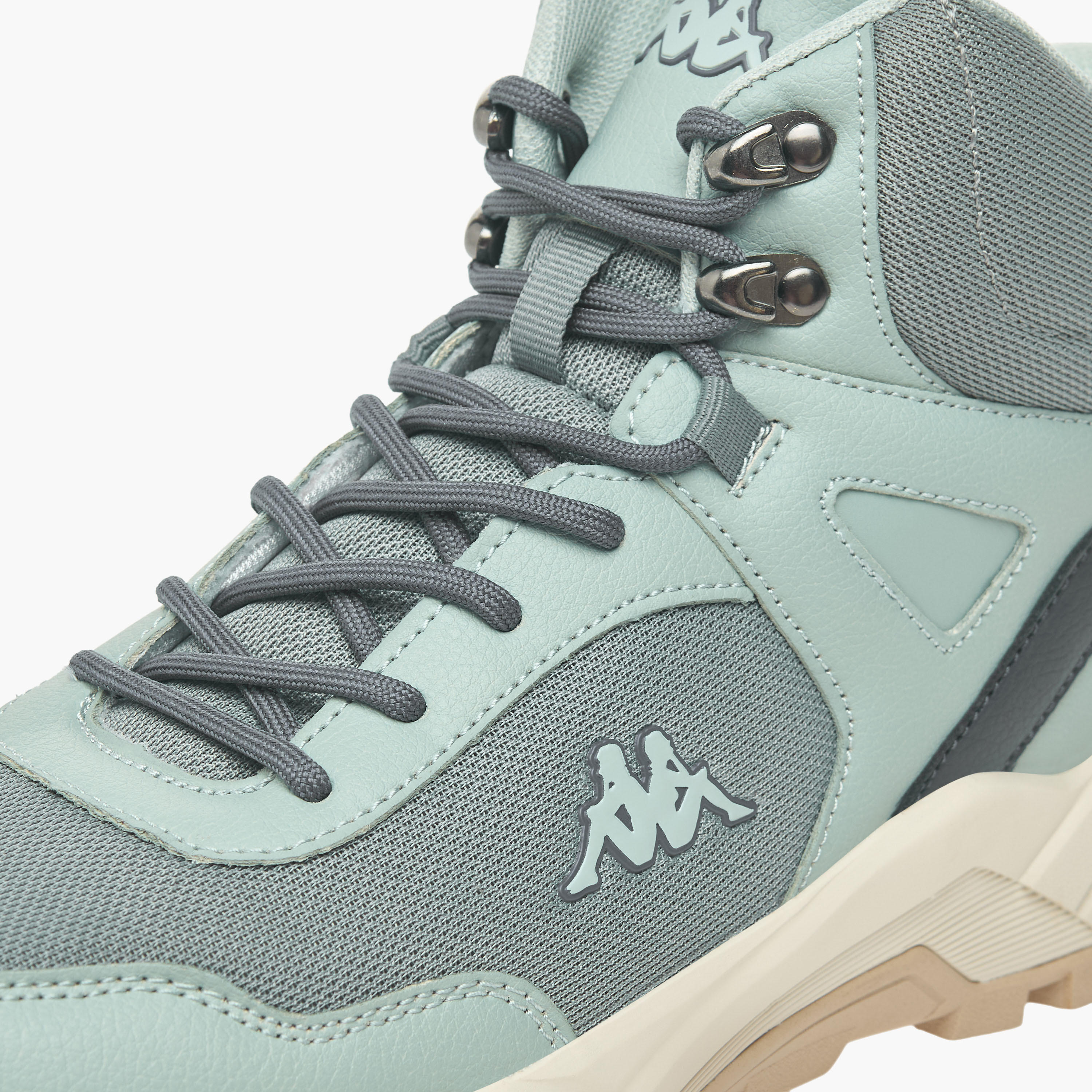 حذاء سنيكرز بشعار ورباط إغلاق للنساء من كابا-women-shoes-sneakers-image-4