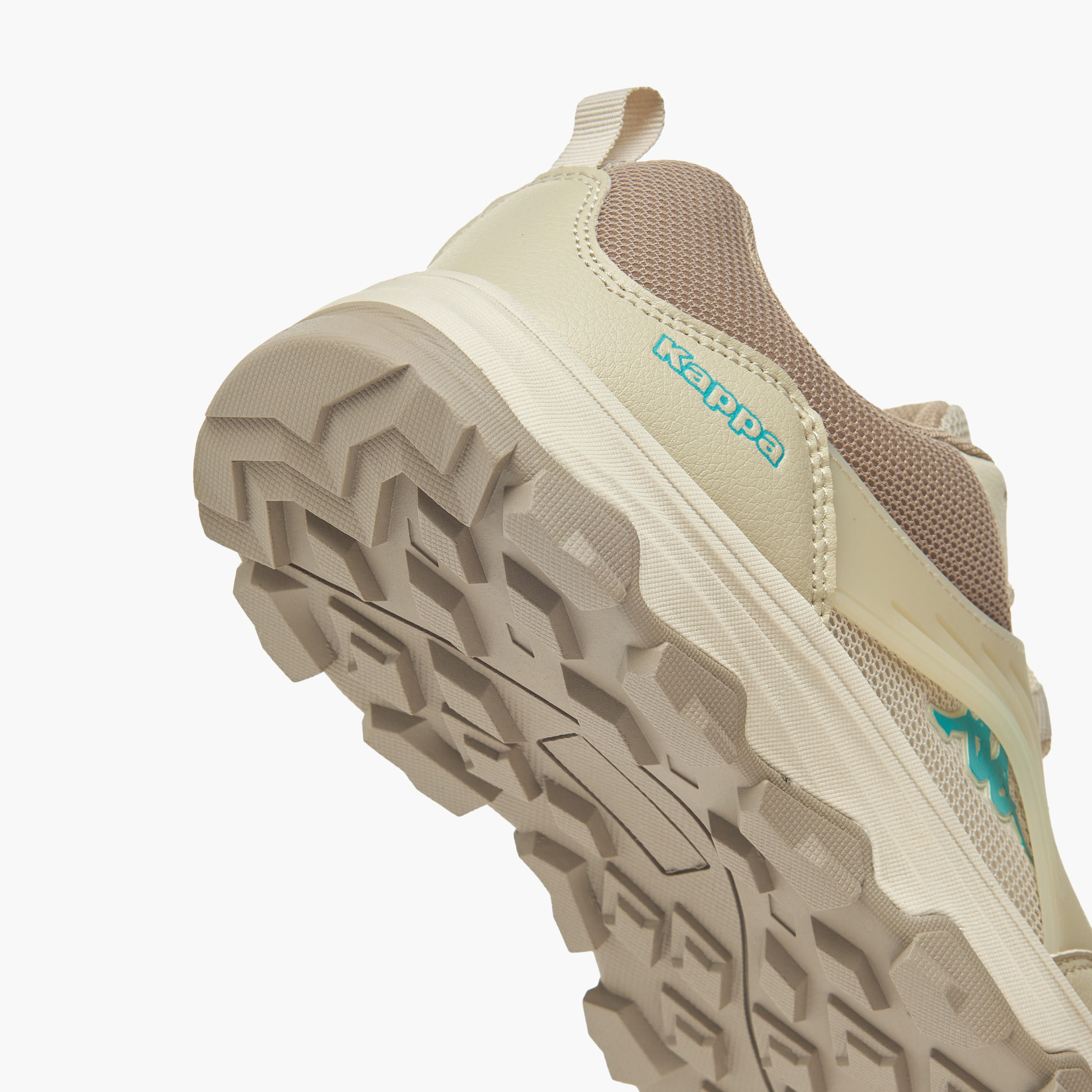 حذاء رياضي برباط إغلاق ولسان سحب وطبعات شعار للنساء من كابا-women-shoes-sneakers-image-10