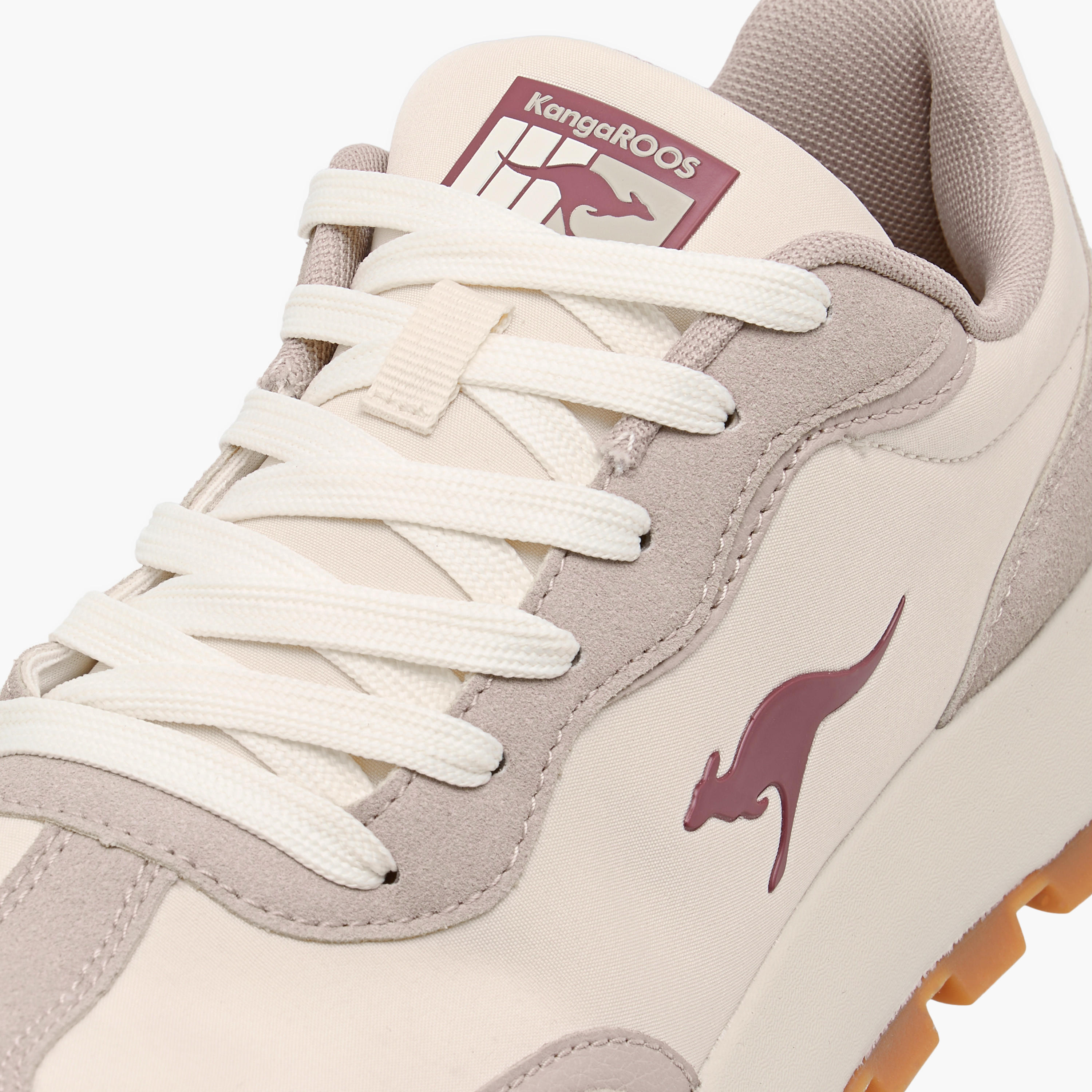 حذاء رياضي نسائي بألواح ورباط من كانجارووس-women-shoes-sneakers-image-4