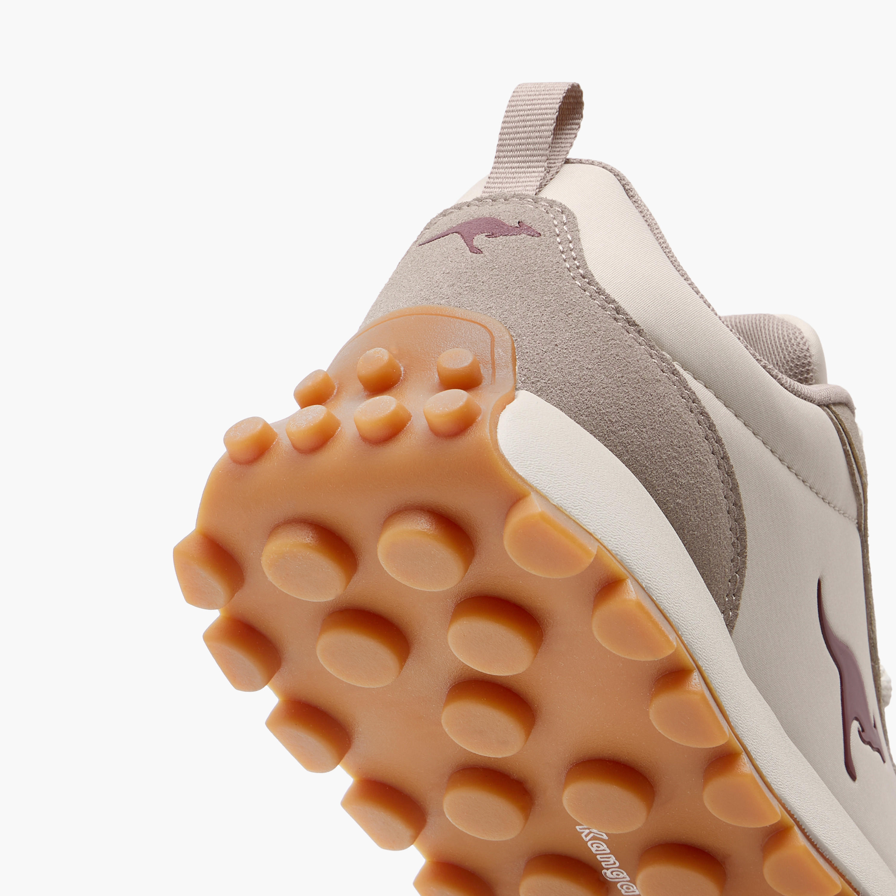 حذاء رياضي نسائي بألواح ورباط من كانجارووس-women-shoes-sneakers-image-5