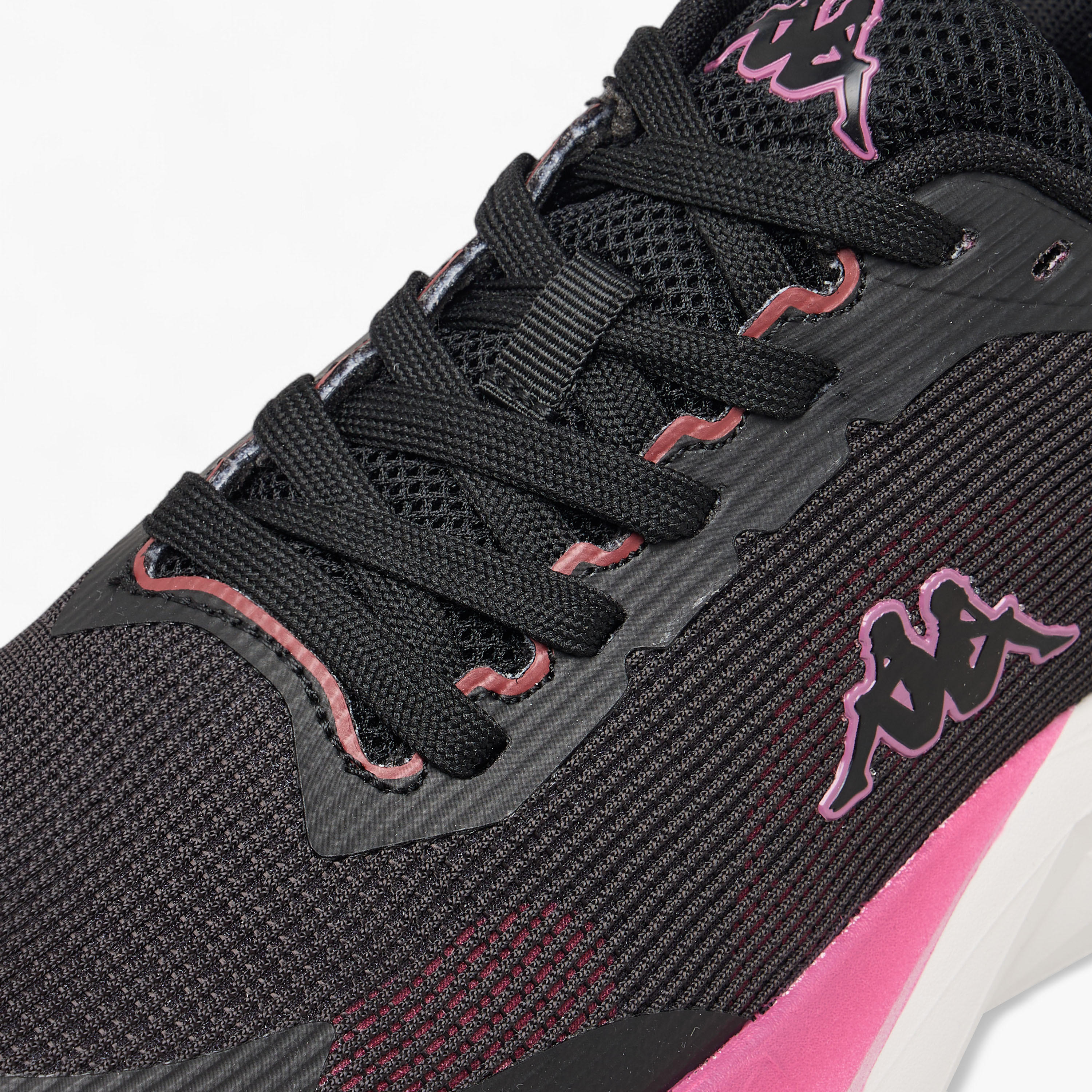 حذاء رياضي برباط إغلاق وتفاصيل شعار للنساء من كابا-women-shoes-sports-image-5