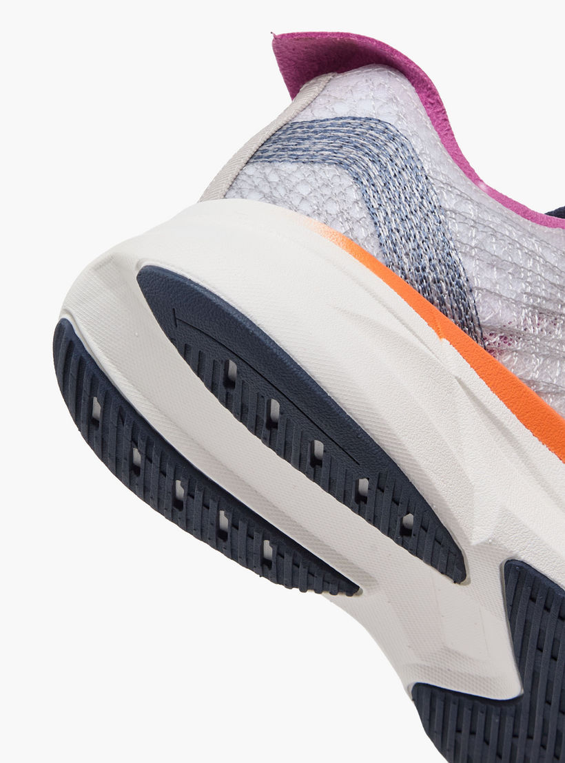 حذاء رياضي نسائي برباط إغلاق من كابا-women-shoes-sports-image-8