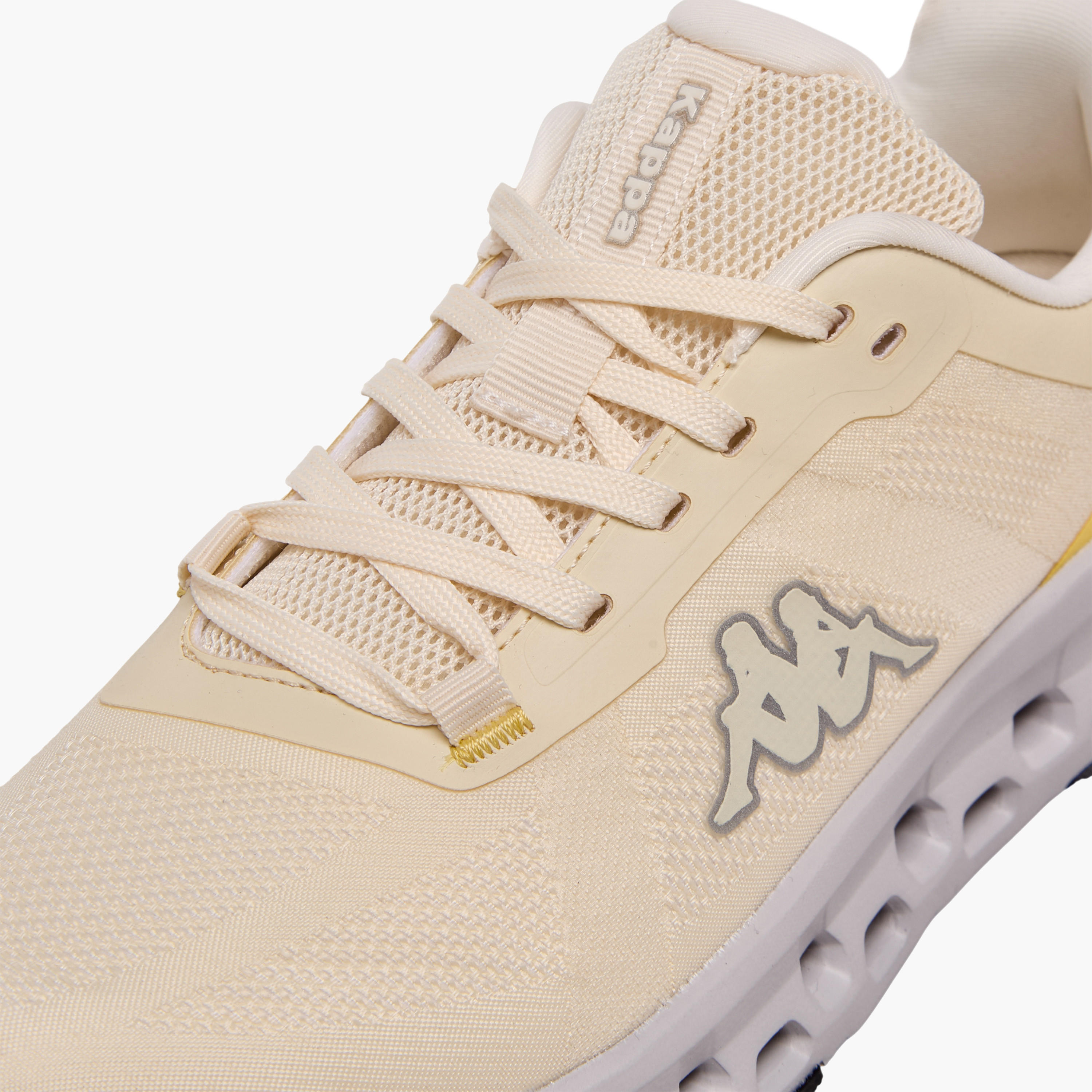 حذاء رياضي نسائي برباط وتصميم عصري من كابا-women-shoes-sneakers-image-7