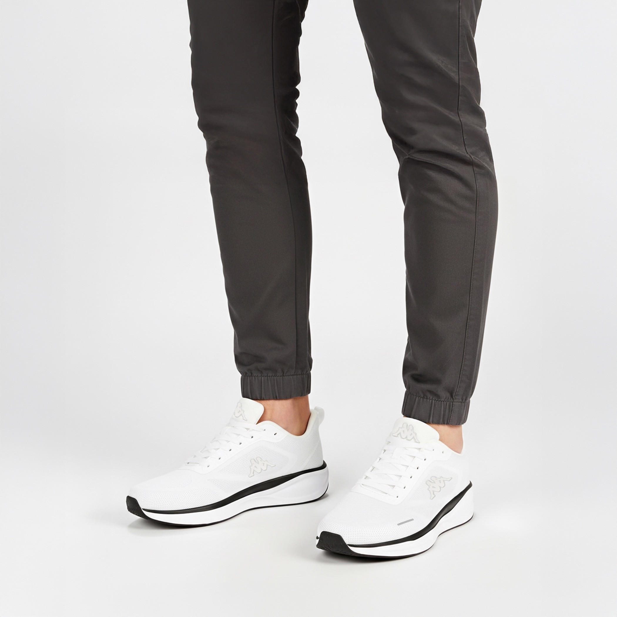 حذاء رياضي برباط إغلاق للرجال من كابا-men-shoes-sports-image-2