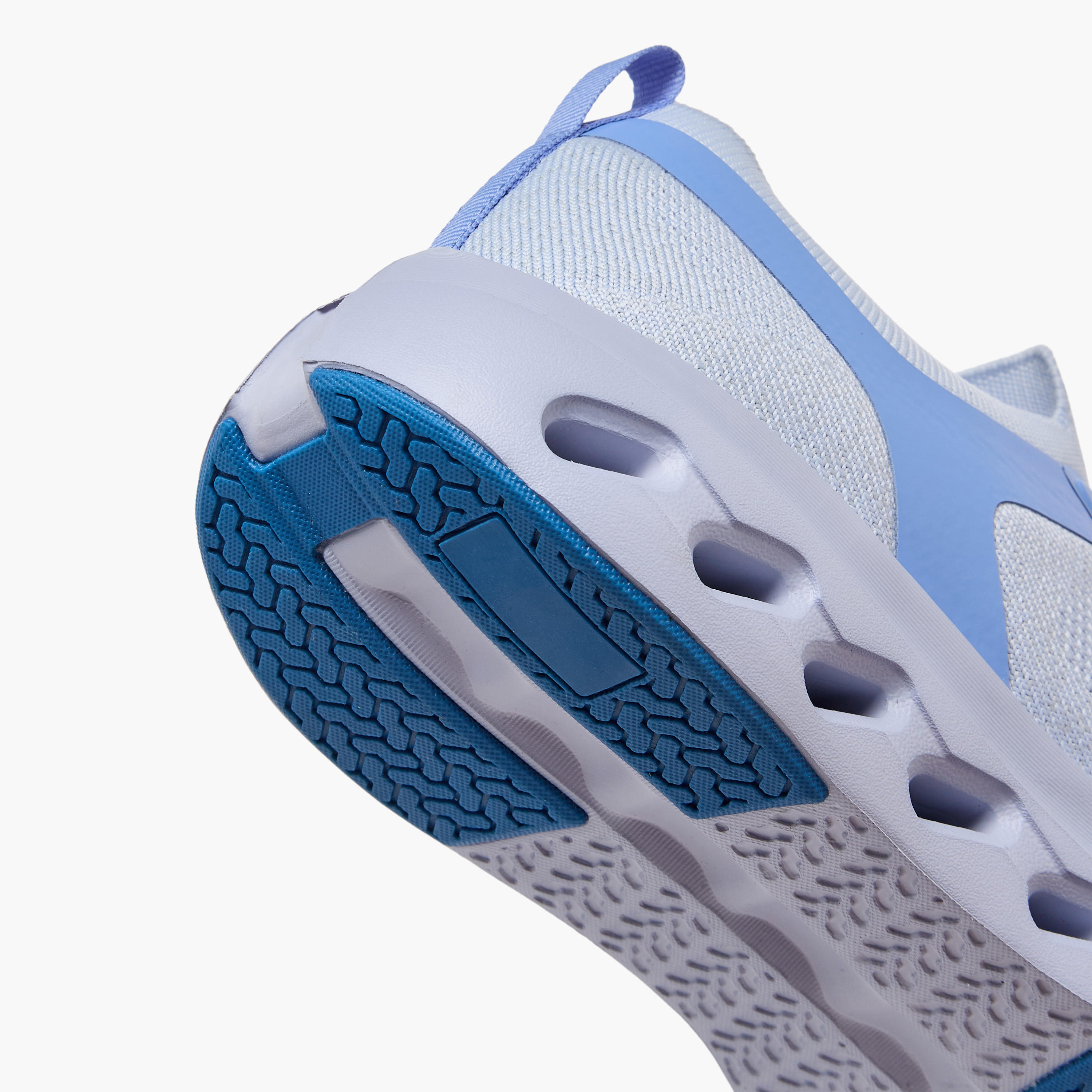 حذاء رياضي كلاود برباط للنساء من كابا-women-shoes-sports-image-8