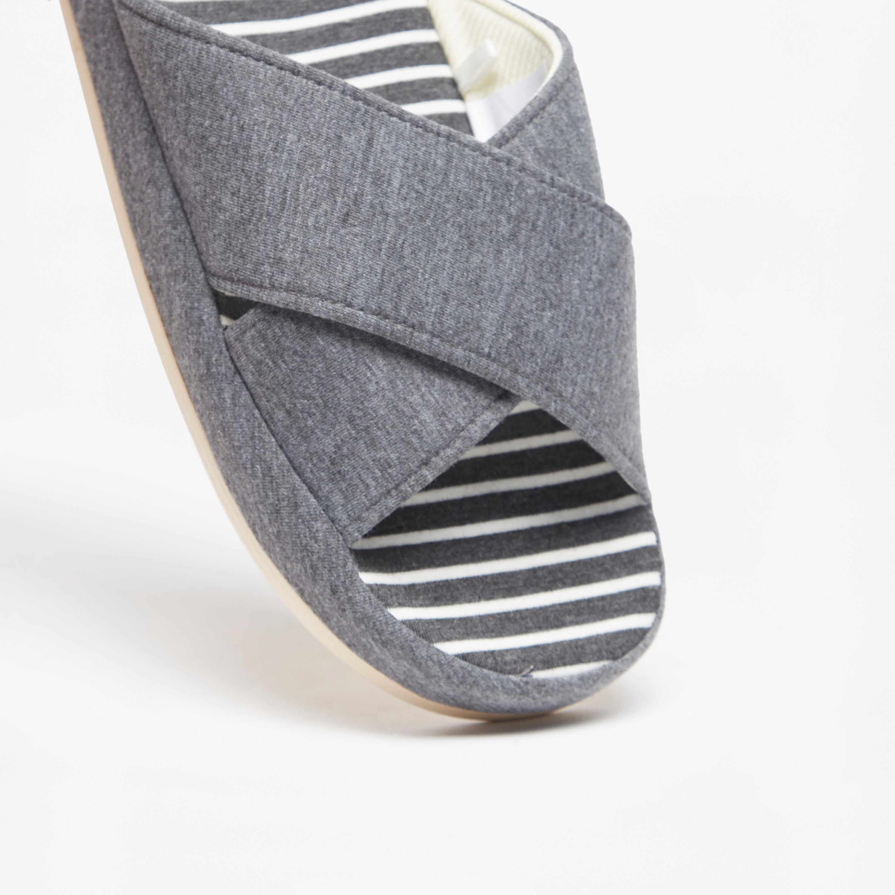 شبشب غرفة نوم مخطط للرجال من دوتشيني-men-shoes-flipflopsandslides-image-3