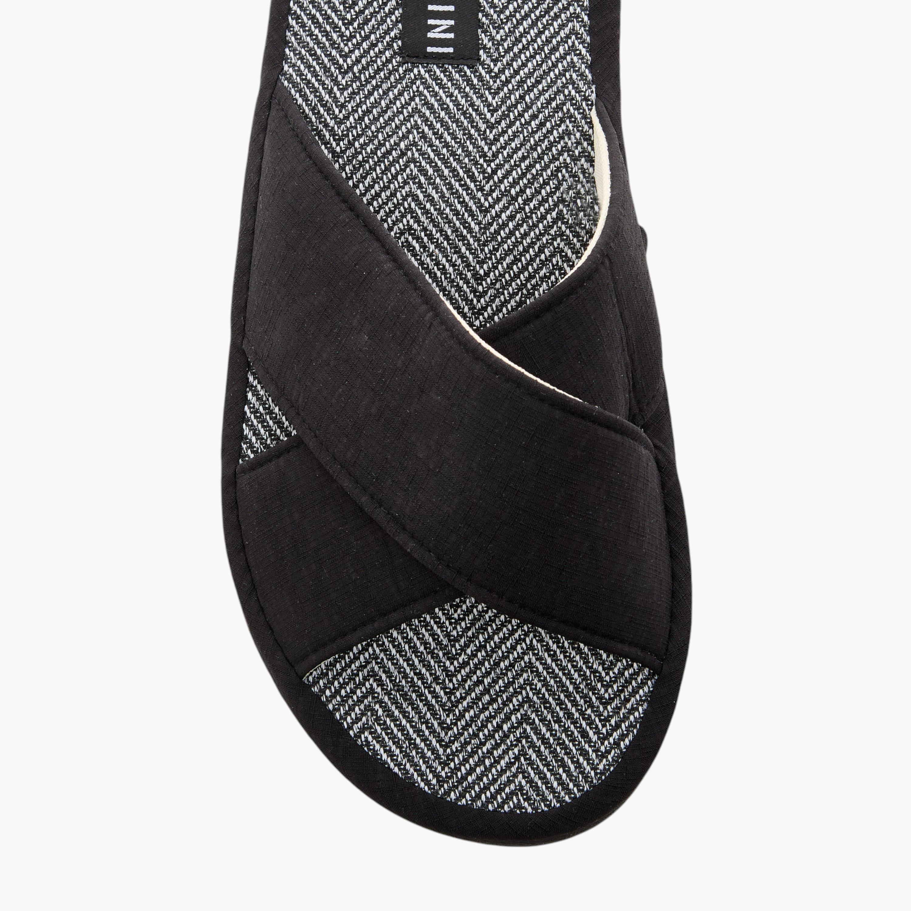 شبشب غرفة نوم بحزام متقاطع للرجال من دوتشيني-men-shoes-flipflopsandslides-image-3