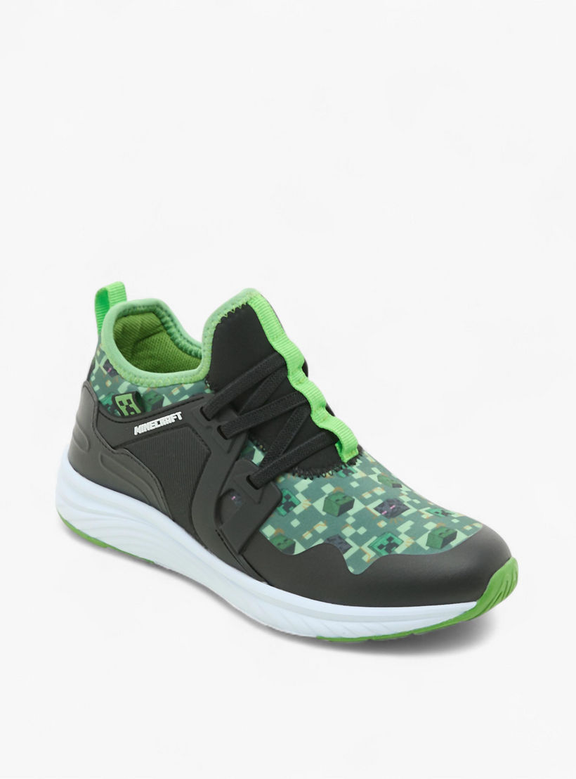 حذاء سنيكرز سهل الارتداء بتفاصيل رباط وبطبعات ماينكرافت-boys-shoes-sneakers-image-4