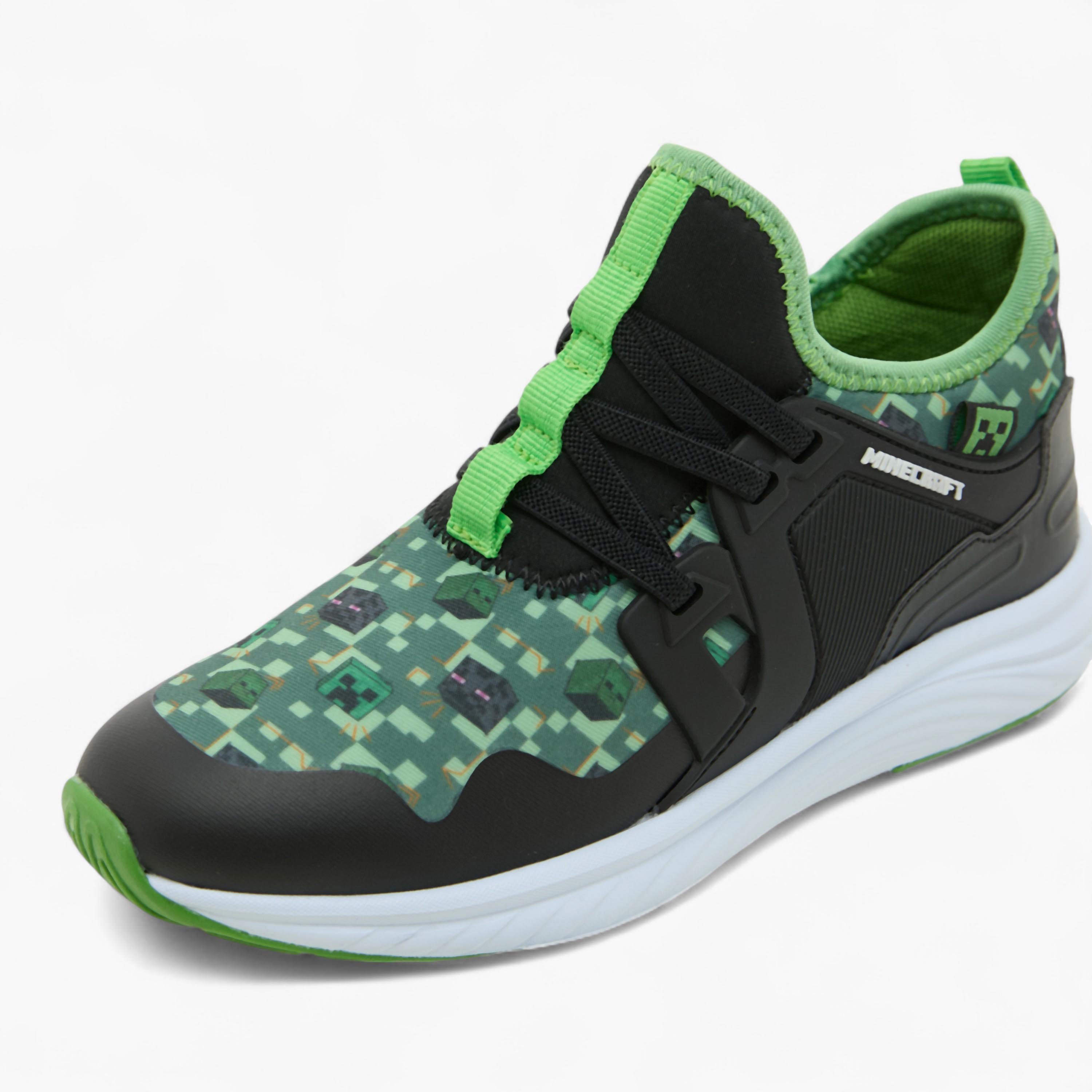 حذاء سنيكرز سهل الارتداء بتفاصيل رباط وبطبعات ماينكرافت-boys-shoes-sneakers-image-2
