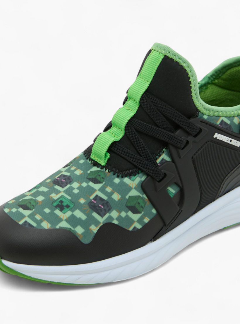 حذاء سنيكرز سهل الارتداء بتفاصيل رباط وبطبعات ماينكرافت-boys-shoes-sneakers-image-2