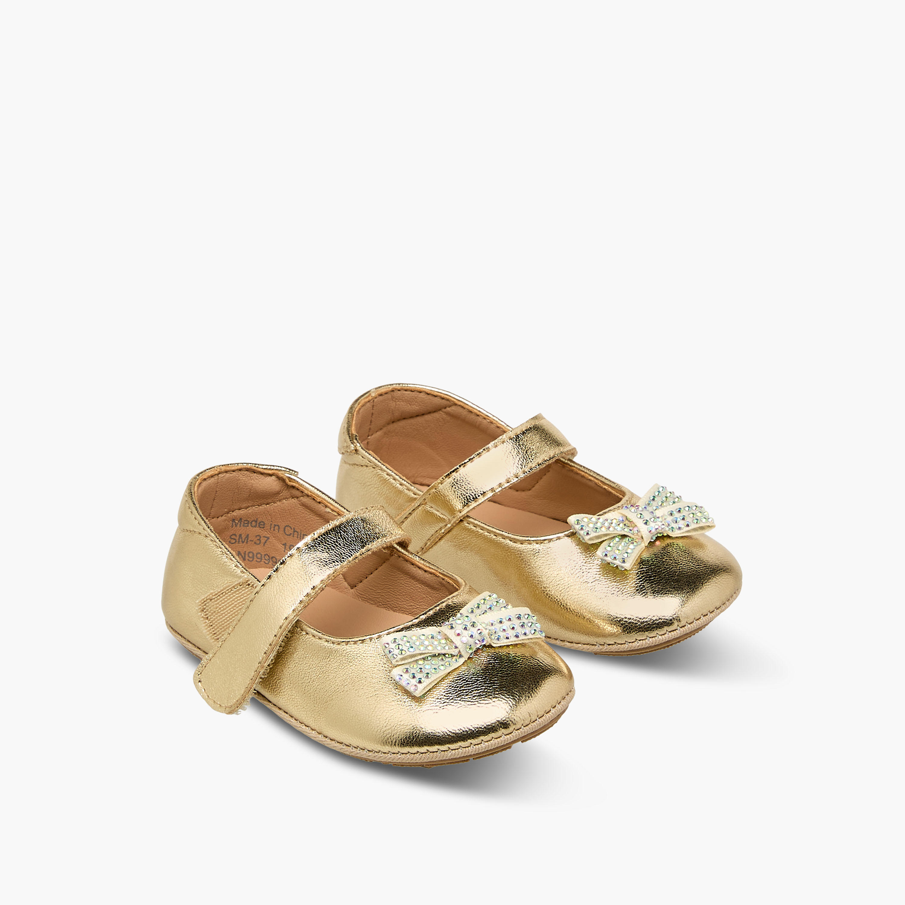 حذاء خفيف مزين بشريط إغلاق لاصق من بيرفيت-baby-girls-shoes-booties-image-1
