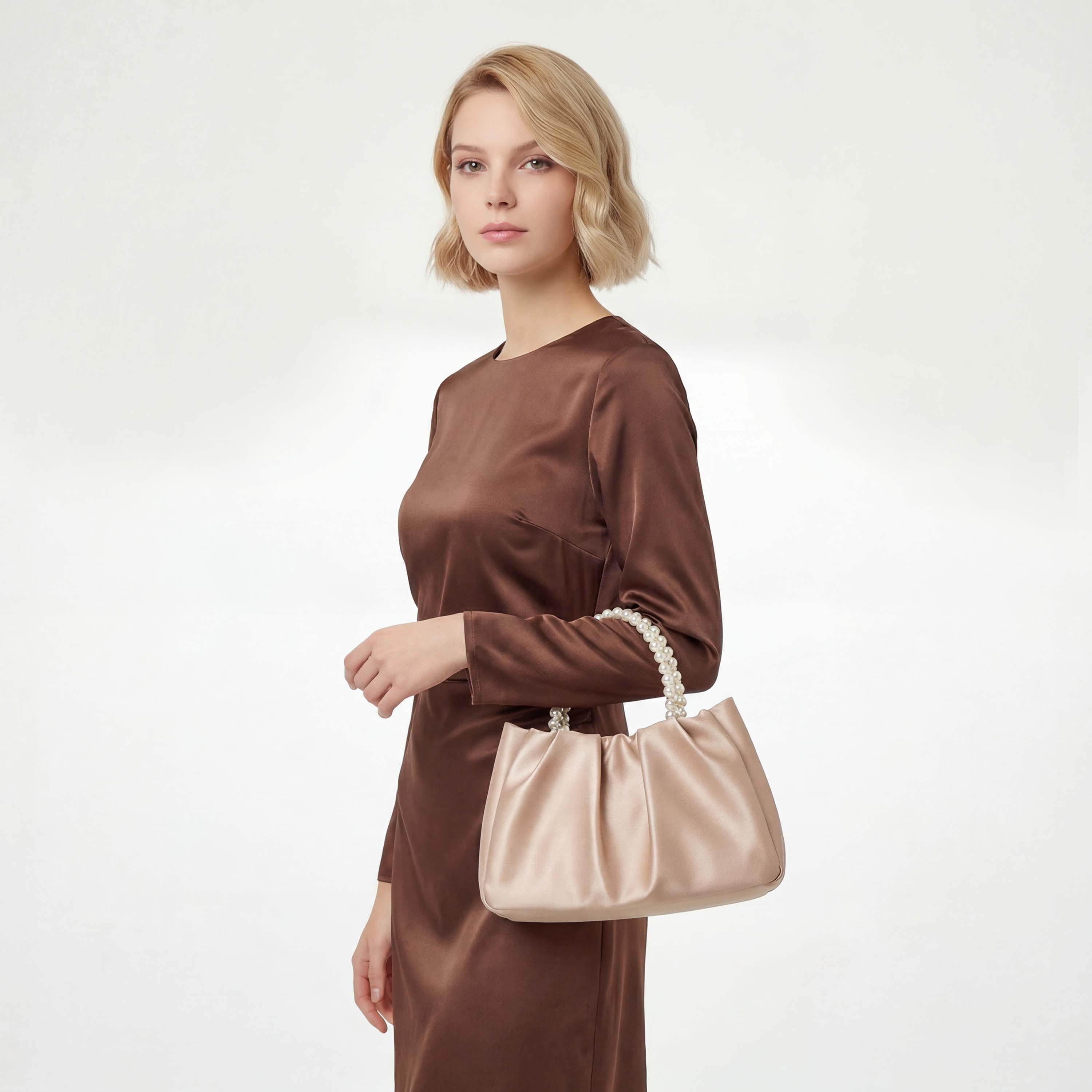 شنطة كروس بودي بكسرات مع حزام قابل للفصل من فلورا بيلا-women-bagsandwallets-handbags-image-3
