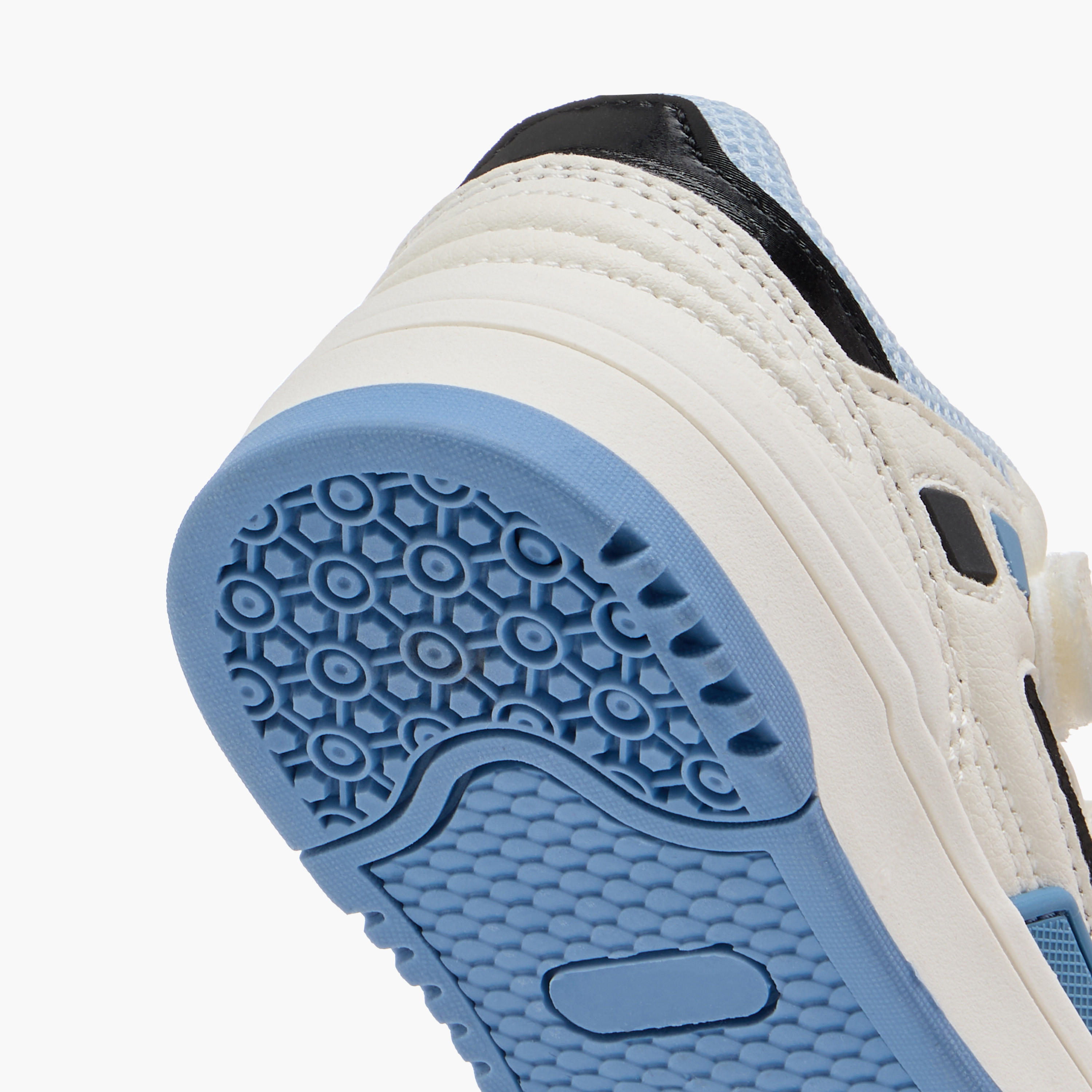 Juniors Kids Panelled Sneakers with Hook and Loop Closure-boys-shoes-sneakers-image-5