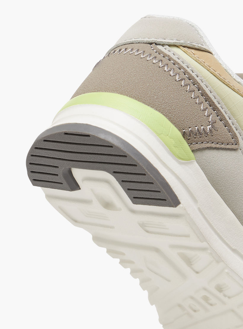 Juniors Colourblock Sneakers with Hook and Loop Closure-boys-shoes-sneakers-image-5