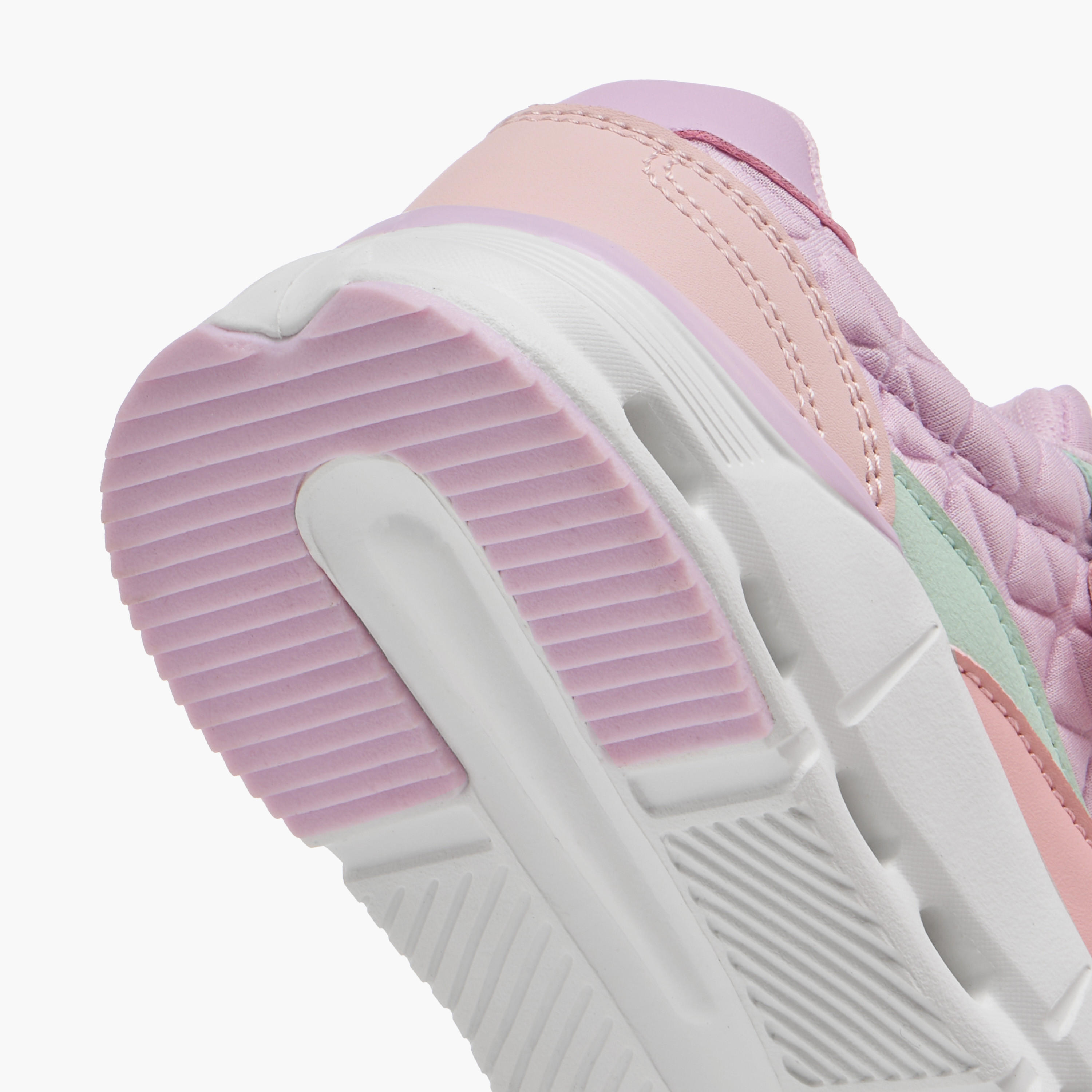 حذاء سنيكرز متعدد التصاميم بشريط إغلاق لاصق من ليتل ميسي-girls-shoes-sneakers-image-5