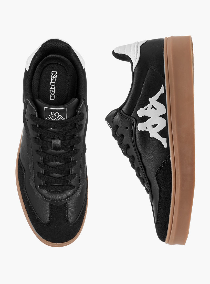 حذاء سنيكرز بنقوش شعار ورباط إغلاق للنساء من كابا-women-shoes-sneakers-image-1