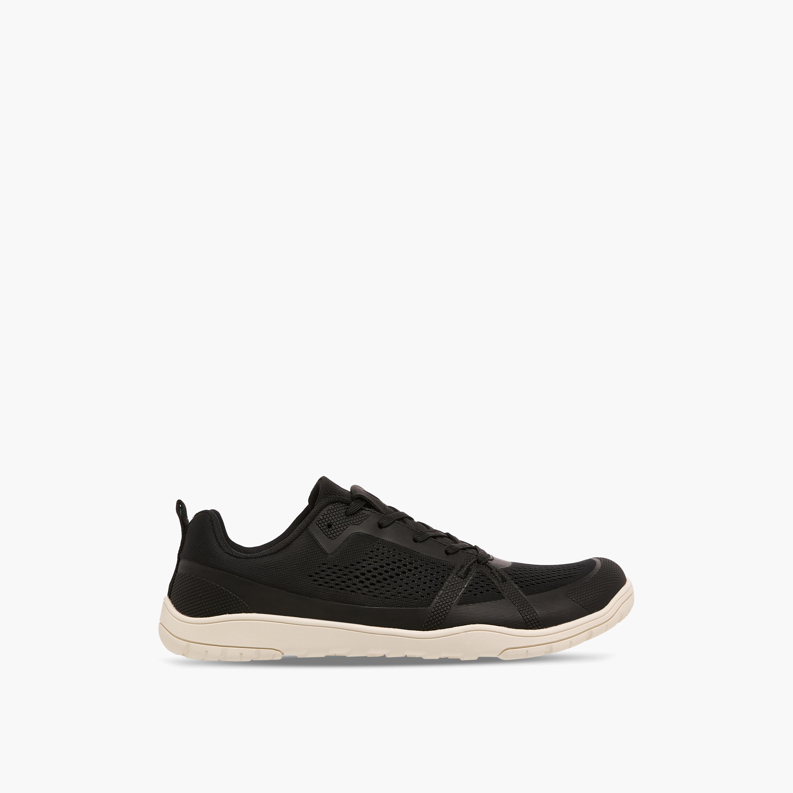 حذاء سنيكرز برباط للرجال من لو كونفورت-men-shoes-sneakers-image-3