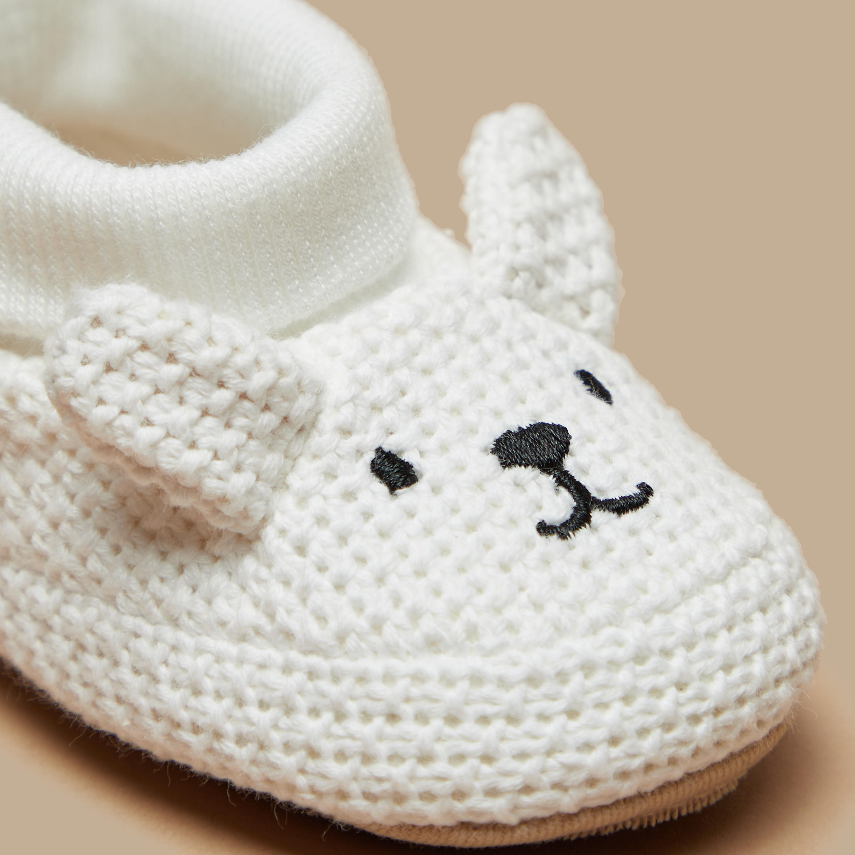 بوت بارز الملمس سهل الارتداء من بيرفيت-baby-girls-shoes-booties-image-5