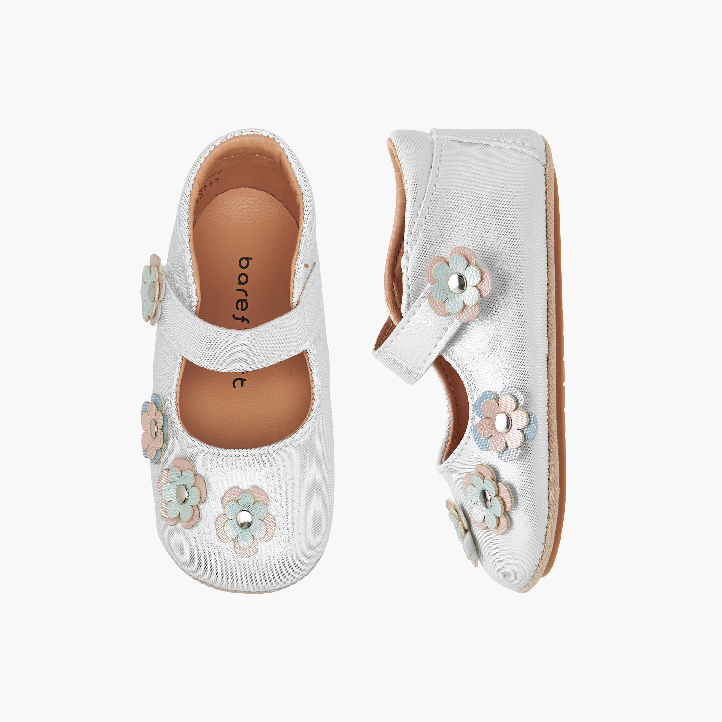 حذاء بتزيينات زهرية وشريط إغلاق لاصق من بيرفيت-baby-girls-shoes-closedshoes-image-1