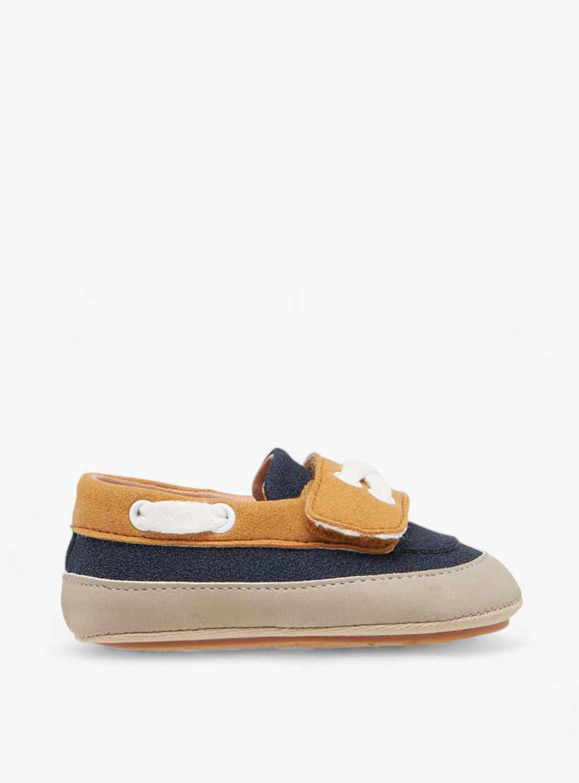 بوت بقوالب ملونة وشريط إغلاق لاصق من بيرفيت-baby-boys-shoes-booties-image-3