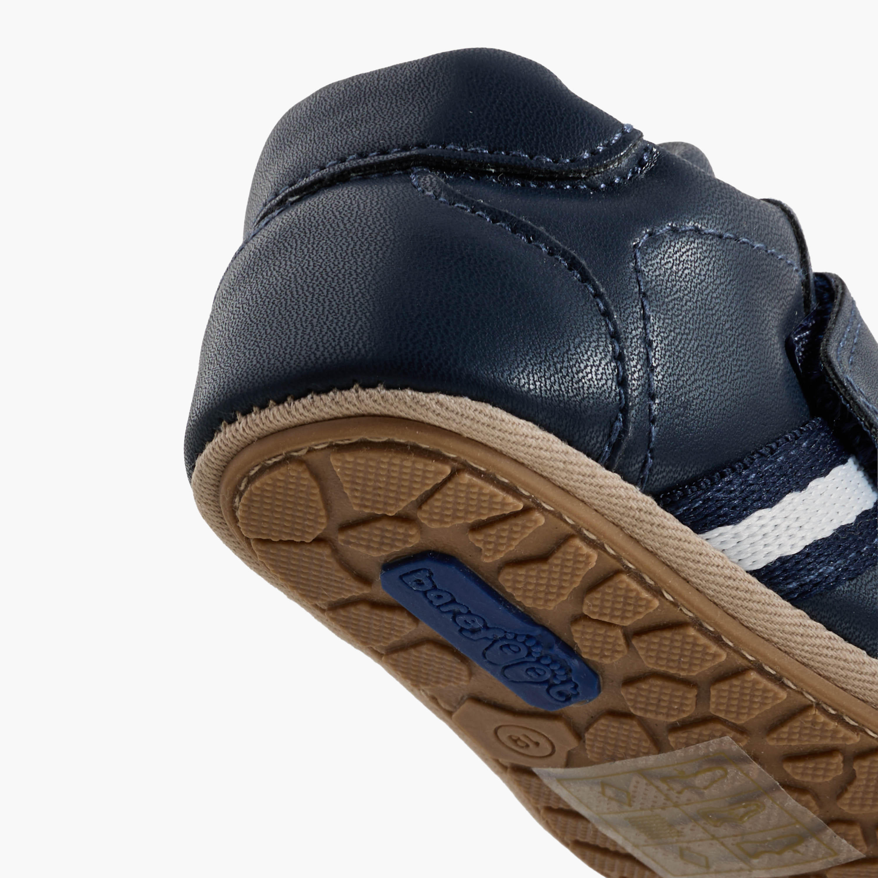 بوت بشريط إغلاق لاصق من بيرفيت-baby-boys-shoes-booties-image-1