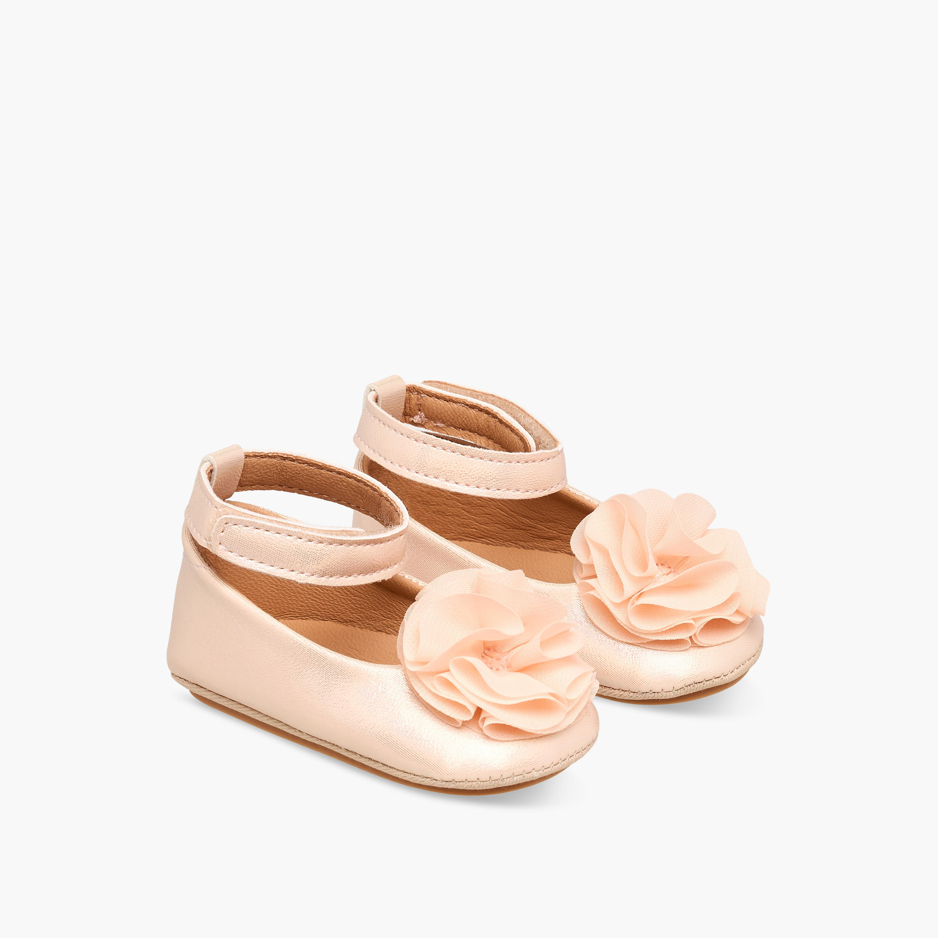 حذاء باليرينا بزينة زهرية من بيرفيت-baby-girls-shoes-booties-image-1