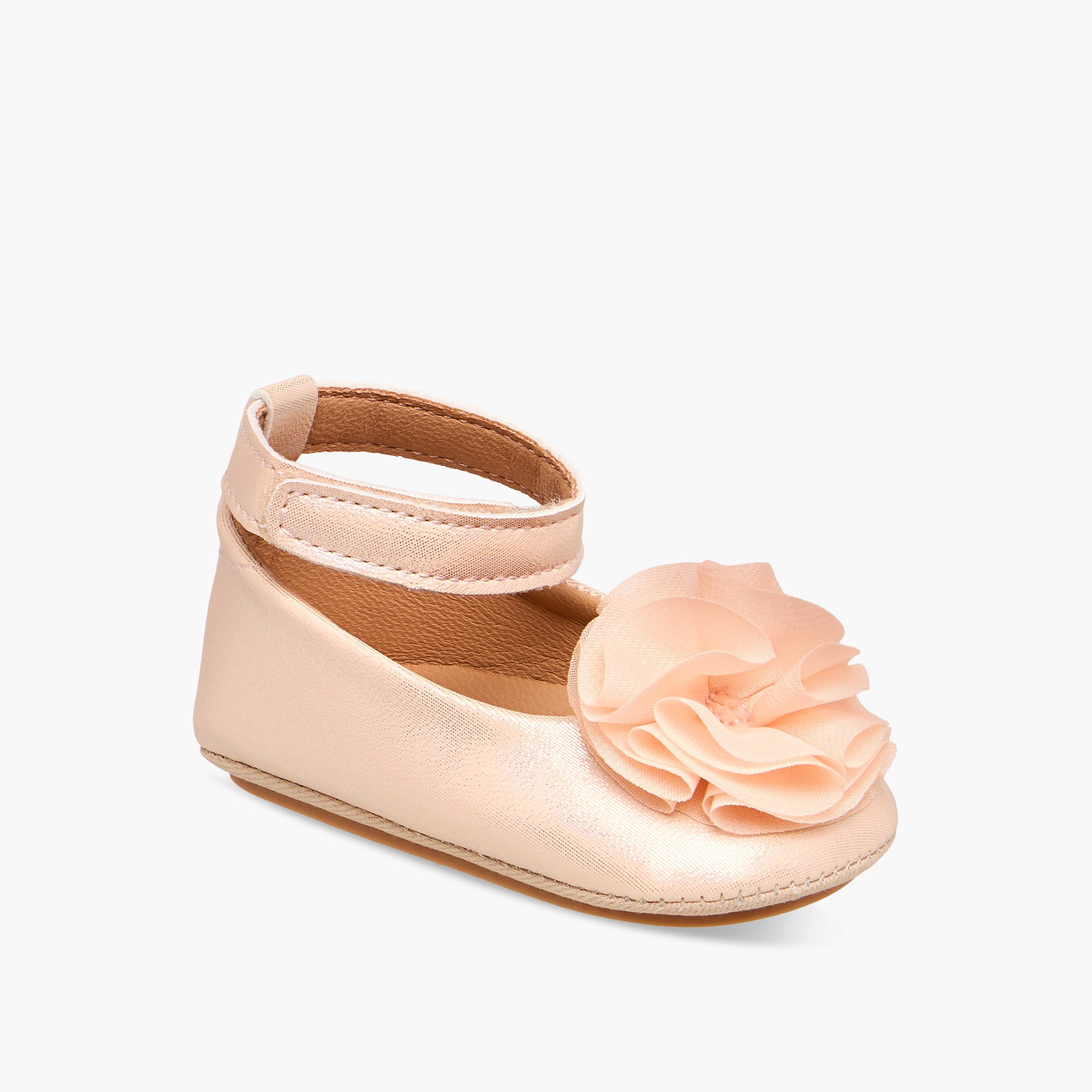 حذاء باليرينا بزينة زهرية من بيرفيت-baby-girls-shoes-booties-image-2