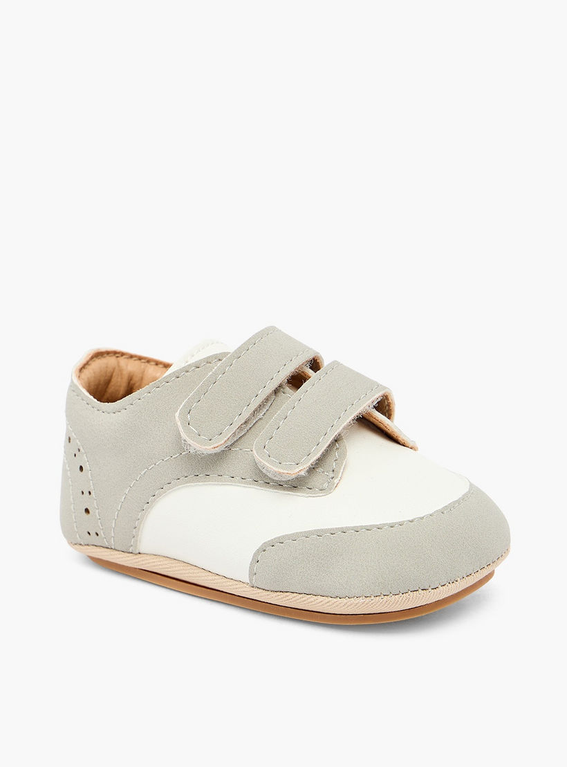 حذاء خفيف بشريط إغلاق لاصق من بيرفيت-baby-boys-shoes-booties-image-2