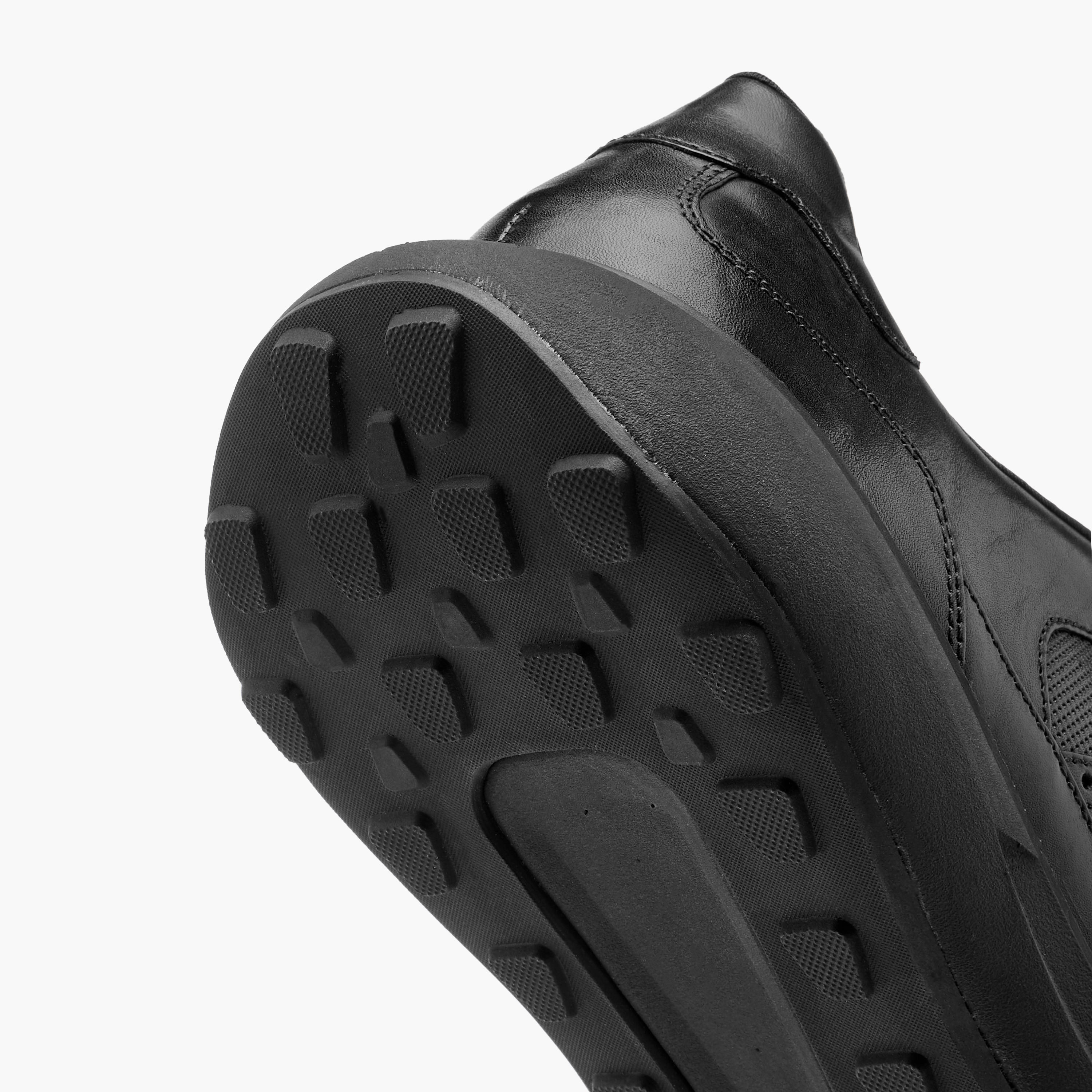 Le Confort Leather Panelled Lace-Up Sneakers-men-shoes-sneakers-image-5