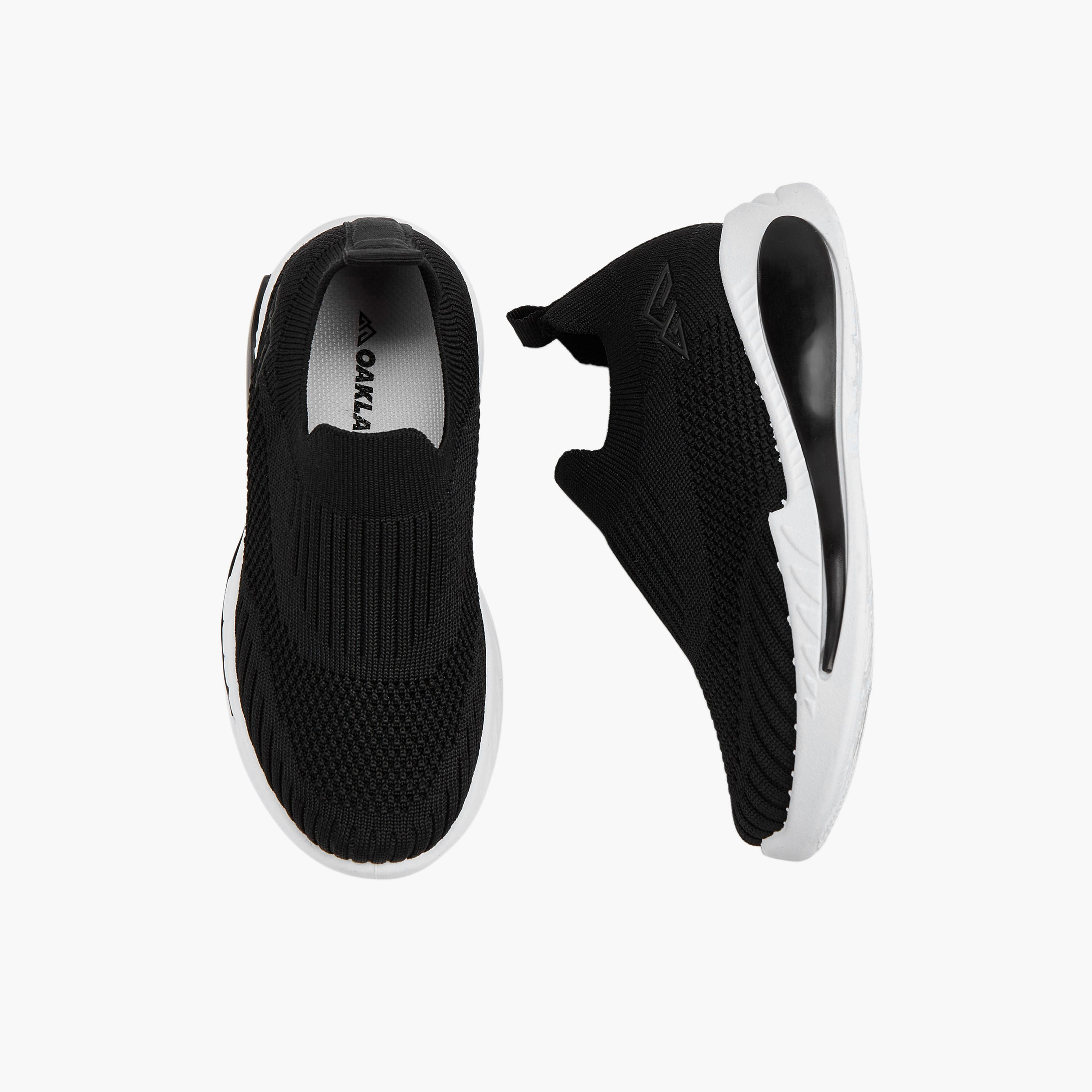 Oaklan by Shoexpress Textured Slip-On Sports Shoes with Pull Tab-boys-shoes-sneakers-image-1