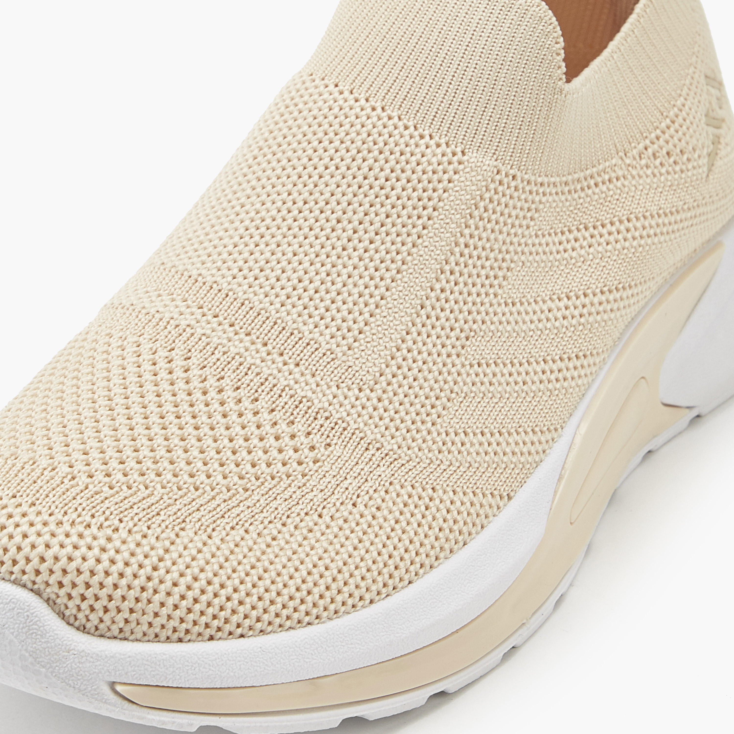 Oaklan by Shoexpress Textured Slip-On Sports Shoes with Pull Tab-girls-shoes-sports-image-4