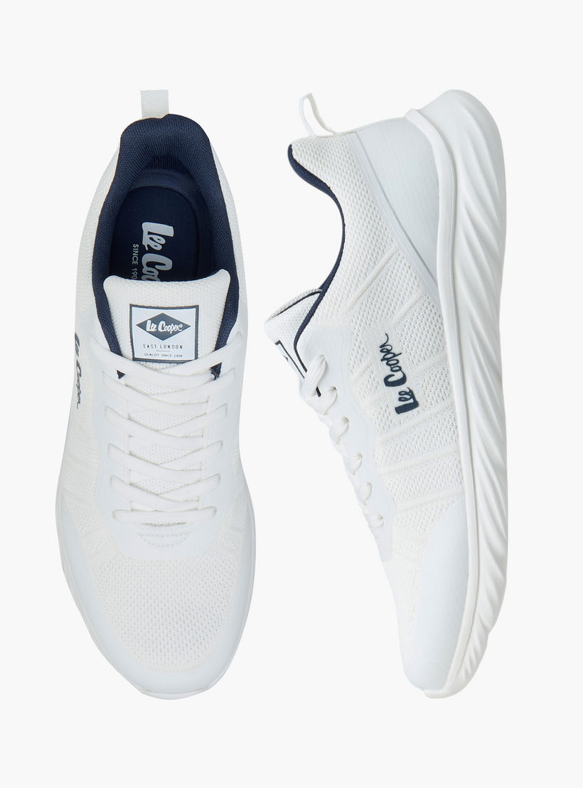 حذاء سنيكرز برباط إغلاق وتفاصيل شعار للرجال من لي كوبر-men-shoes-sneakers-image-1