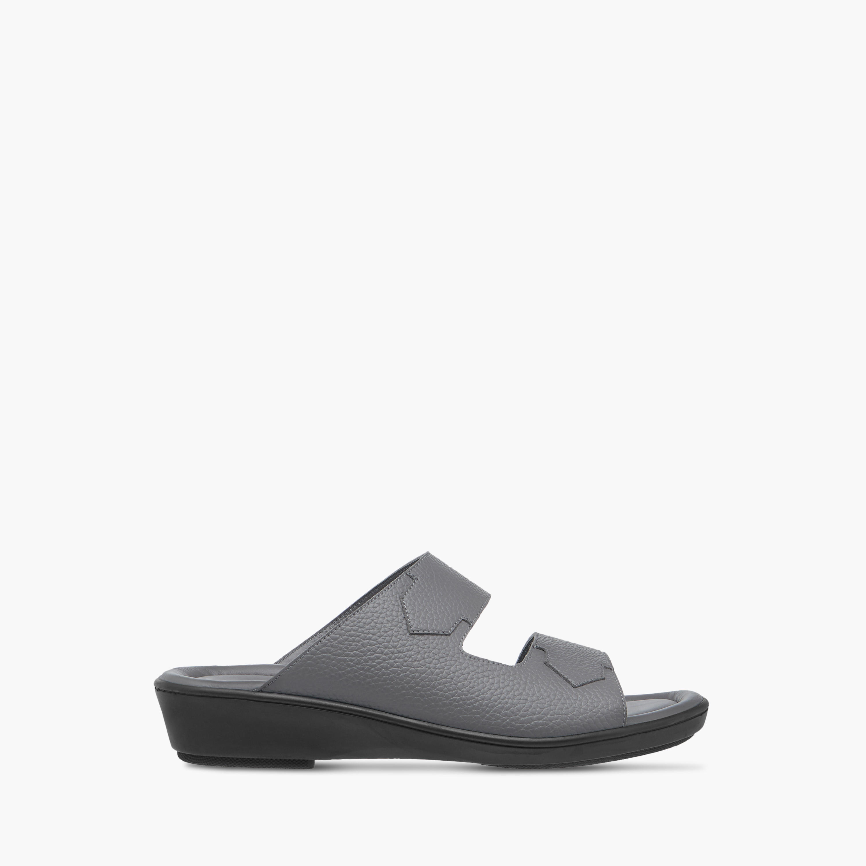 LBL by Shoexpress Textured Slip-On Arabic Sandals-men-shoes-sandals-image-2