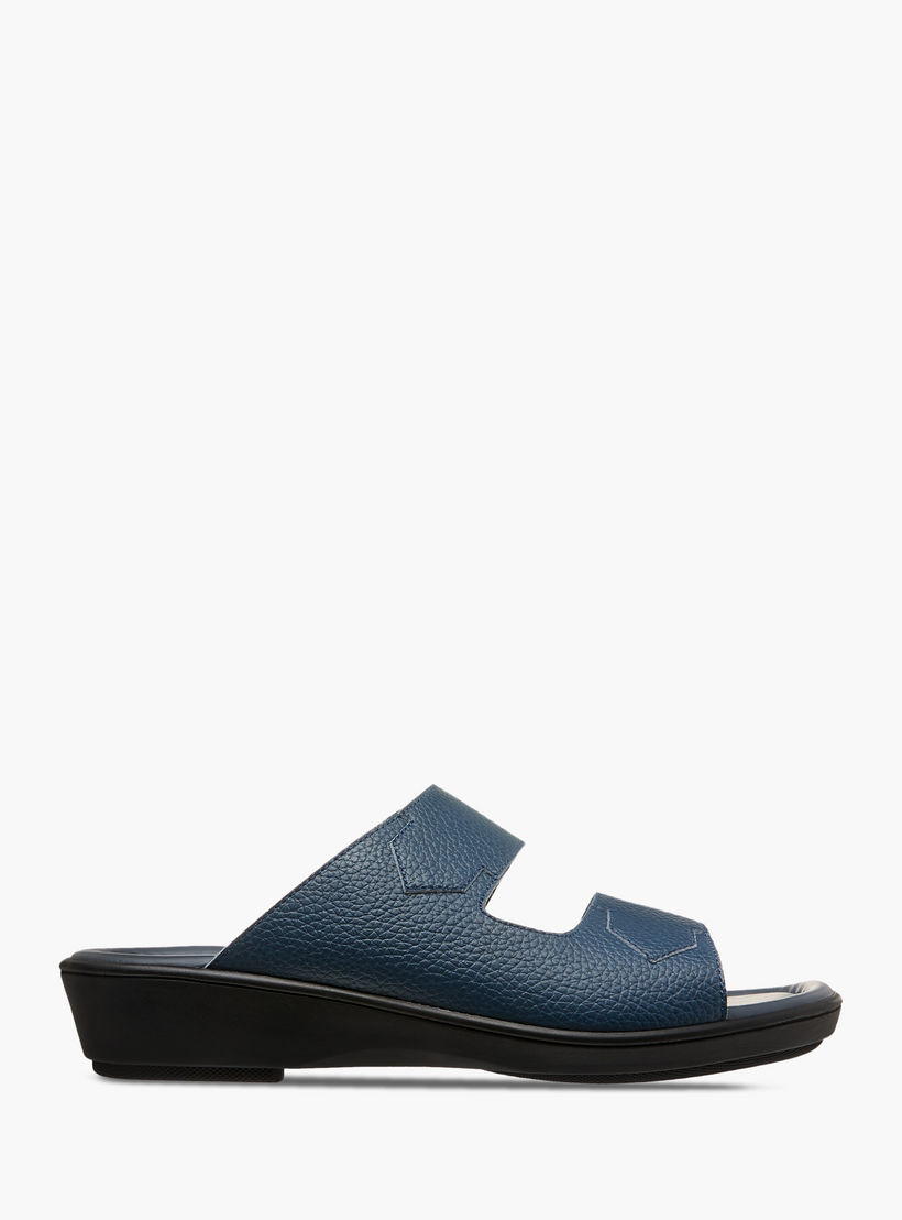 LBL by Shoexpress Textured Slip-On Arabic Sandals-men-shoes-sandals-image-2