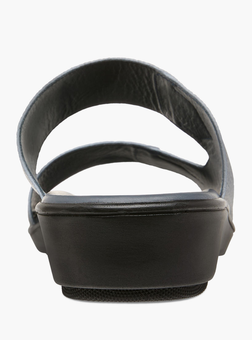 LBL by Shoexpress Textured Slip-On Arabic Sandals-men-shoes-sandals-image-4