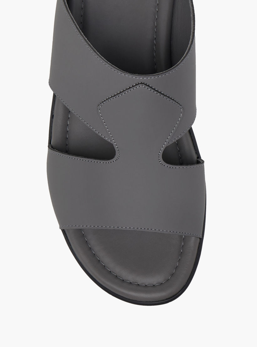LBL by Shoexpress Cutout Detail Slip-On Arabic Sandals-men-shoes-sandals-image-3